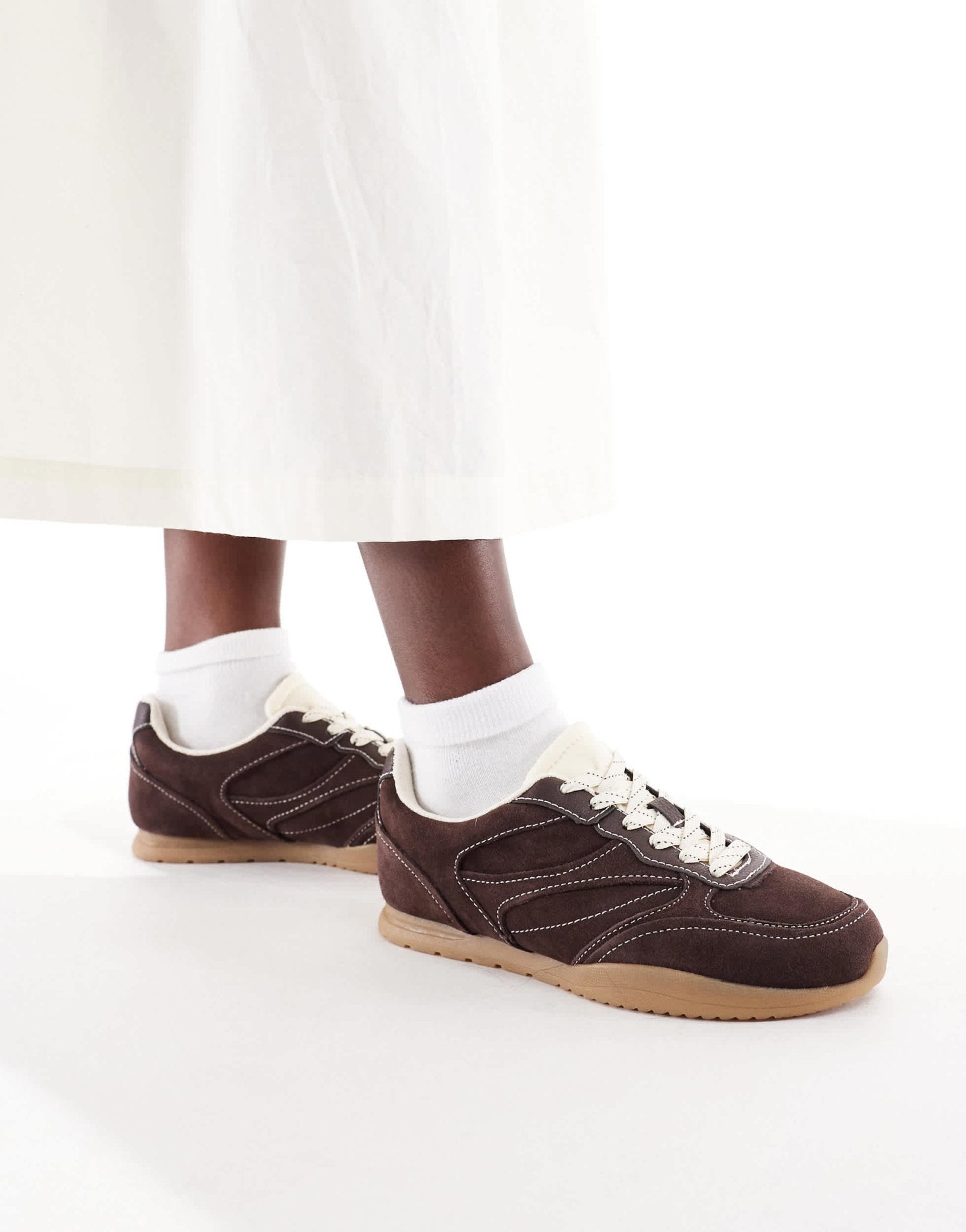 Stradivarius trainer in dark brown leather suede - ASOS Sample Sale