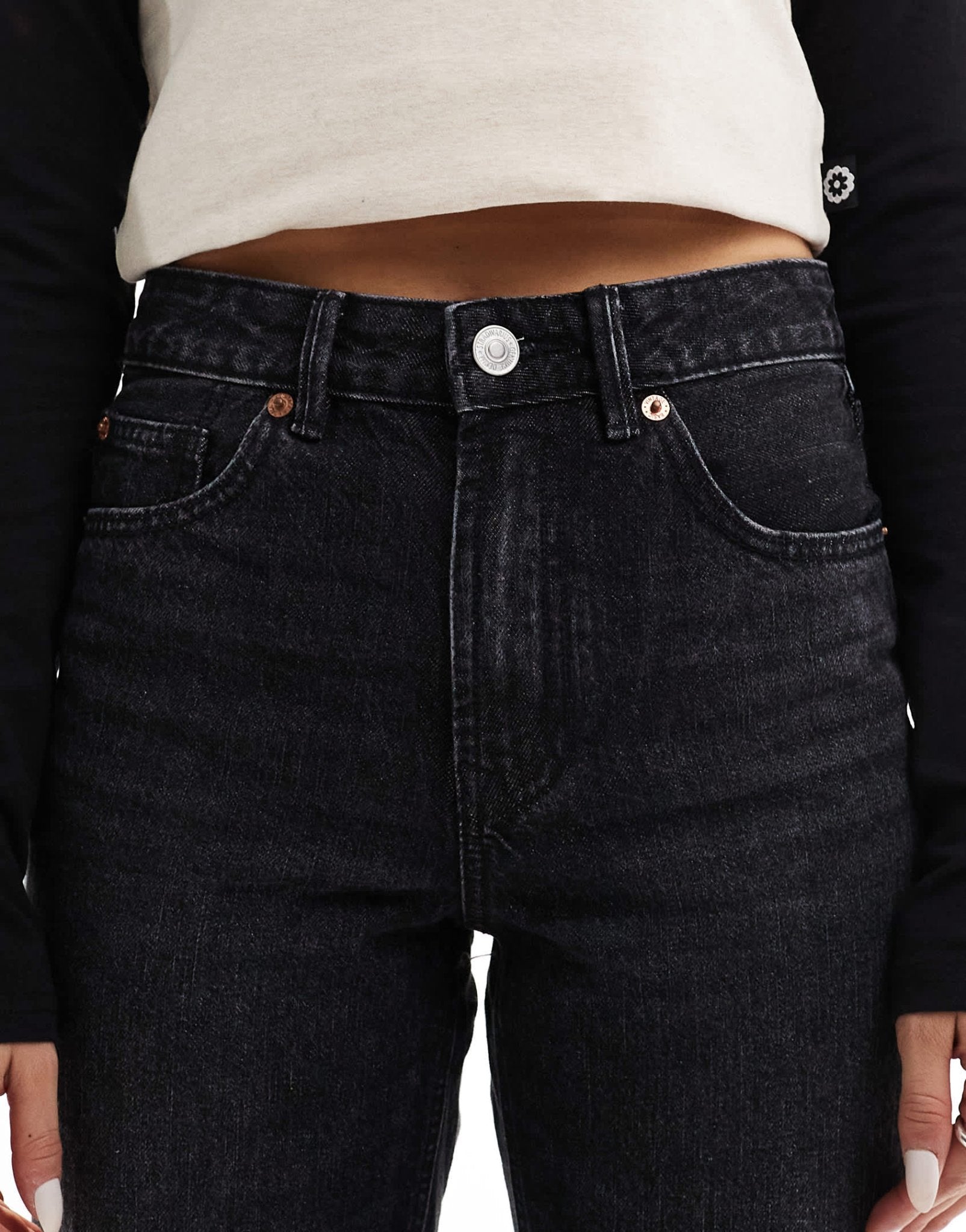 Stradivarius wide leg dad jean in black wash - ASOS Sample Sale