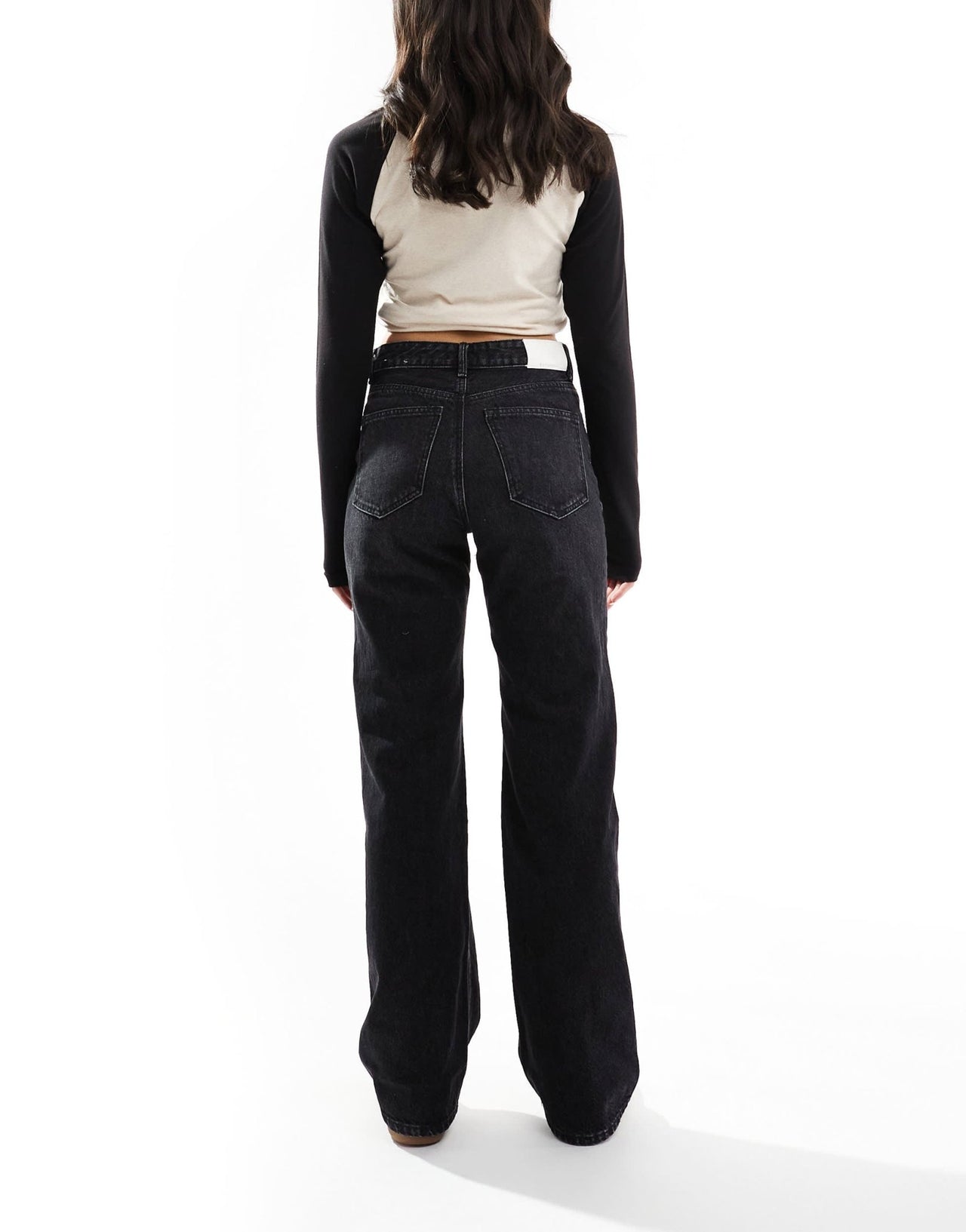 Stradivarius wide leg dad jean in black wash - ASOS Sample Sale