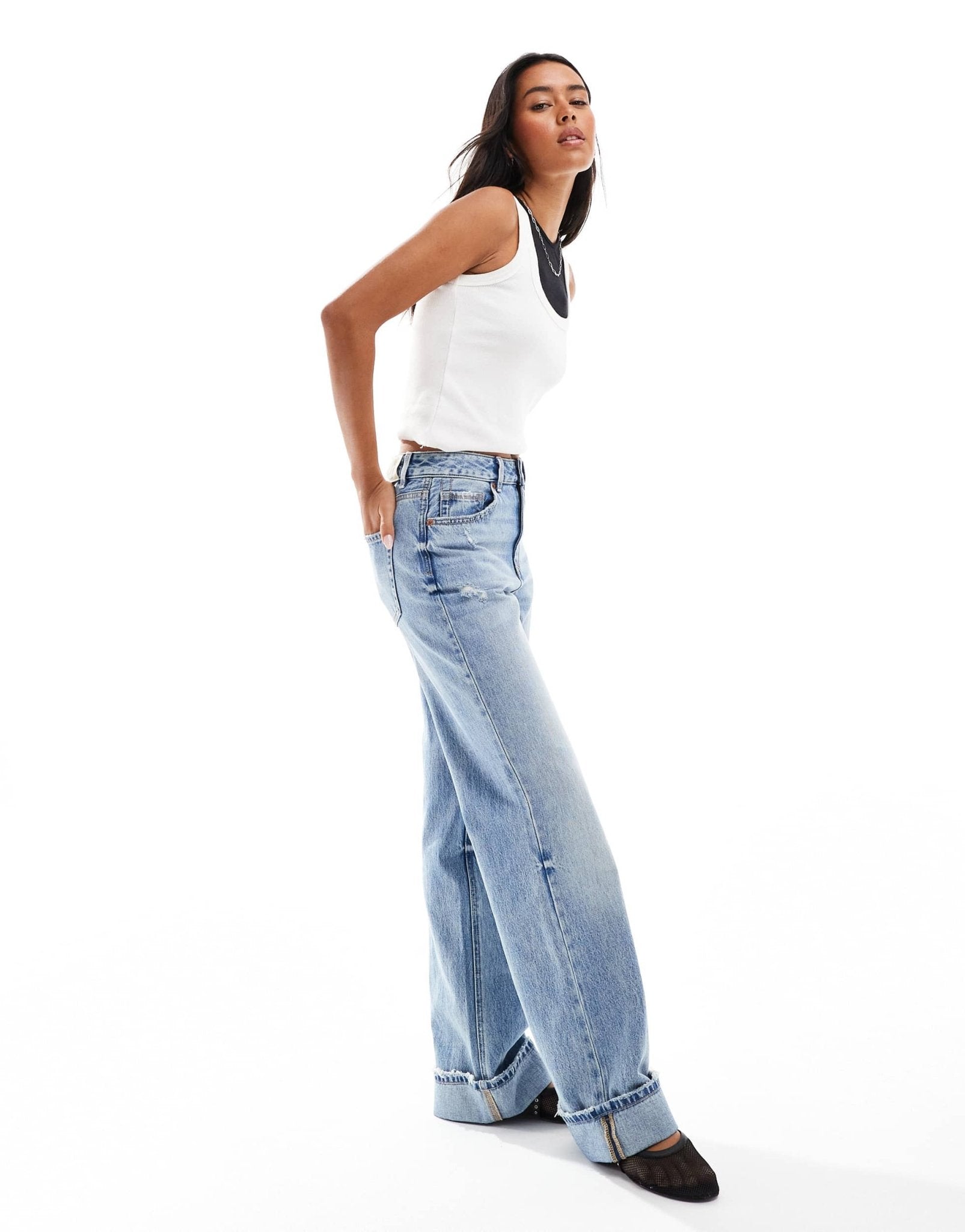 Stradivarius wide leg dad jean in light blue - ASOS Sample Sale
