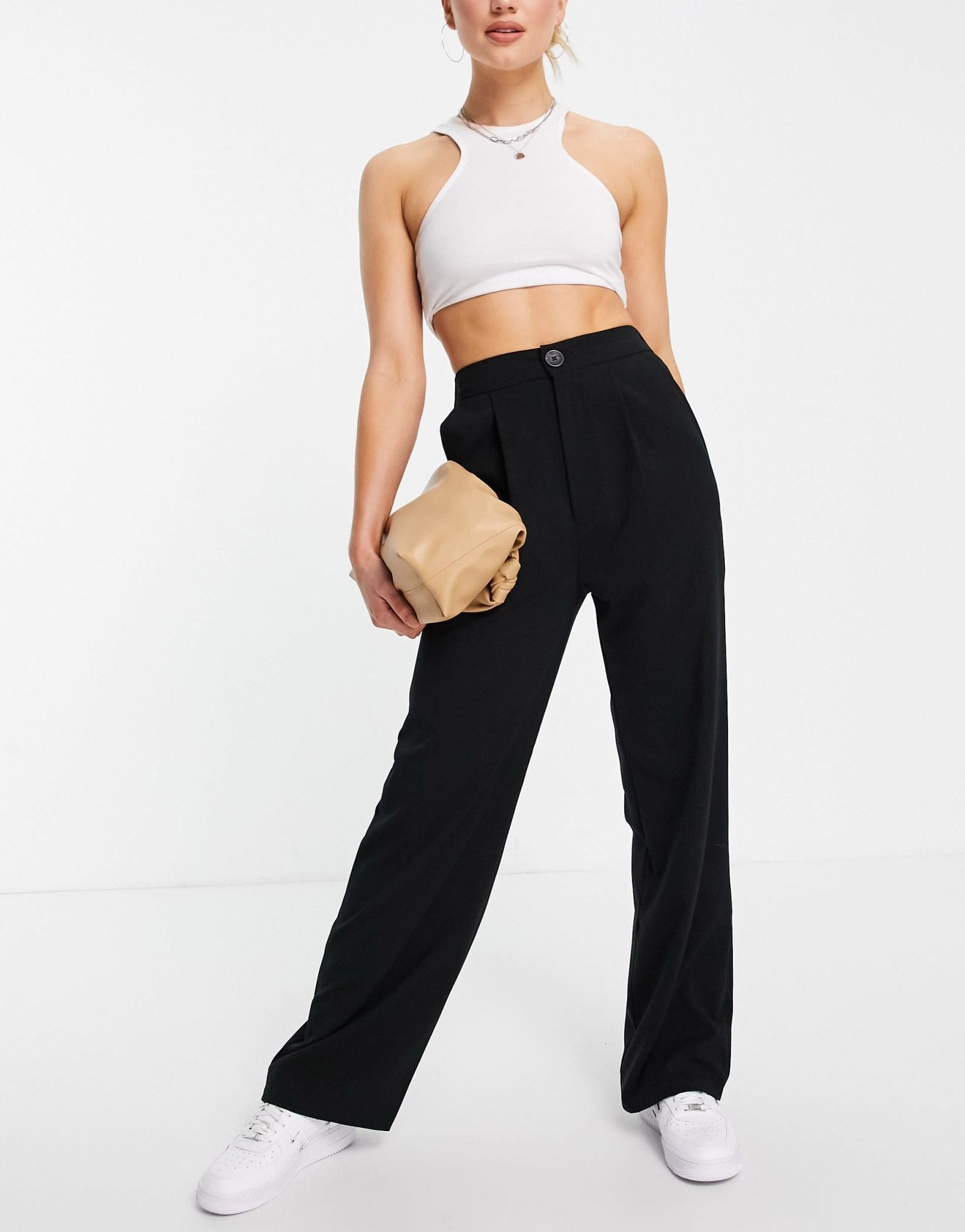 Stradivarius wide leg relaxed dad trousers in black - ASOS Sample Sale