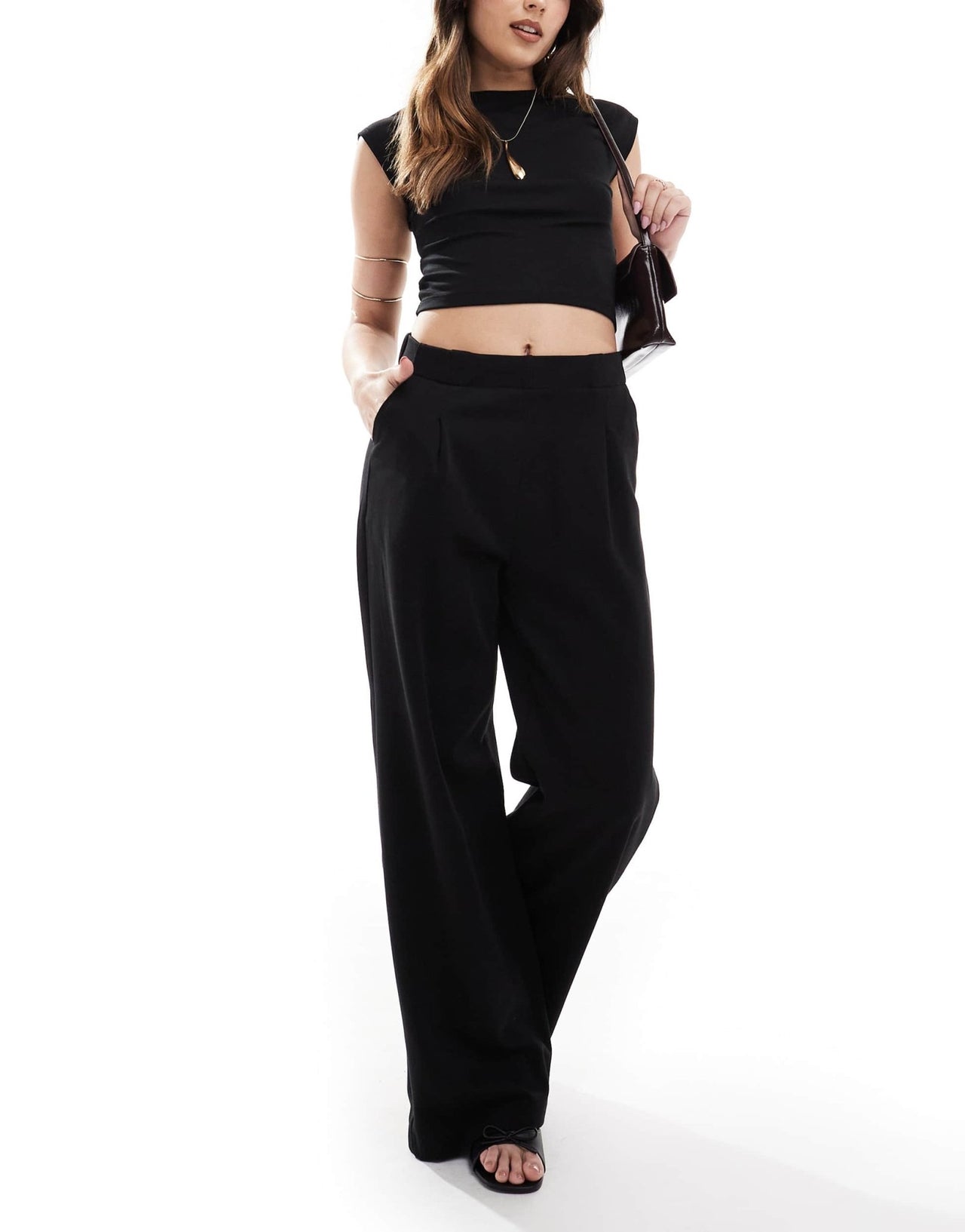 Stradivarius wide leg tailored trouser in black - ASOS Sample Sale
