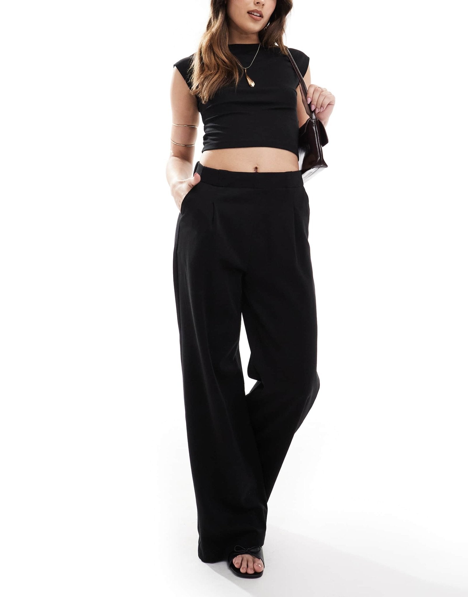 Stradivarius wide leg tailored trouser in black - ASOS Sample Sale
