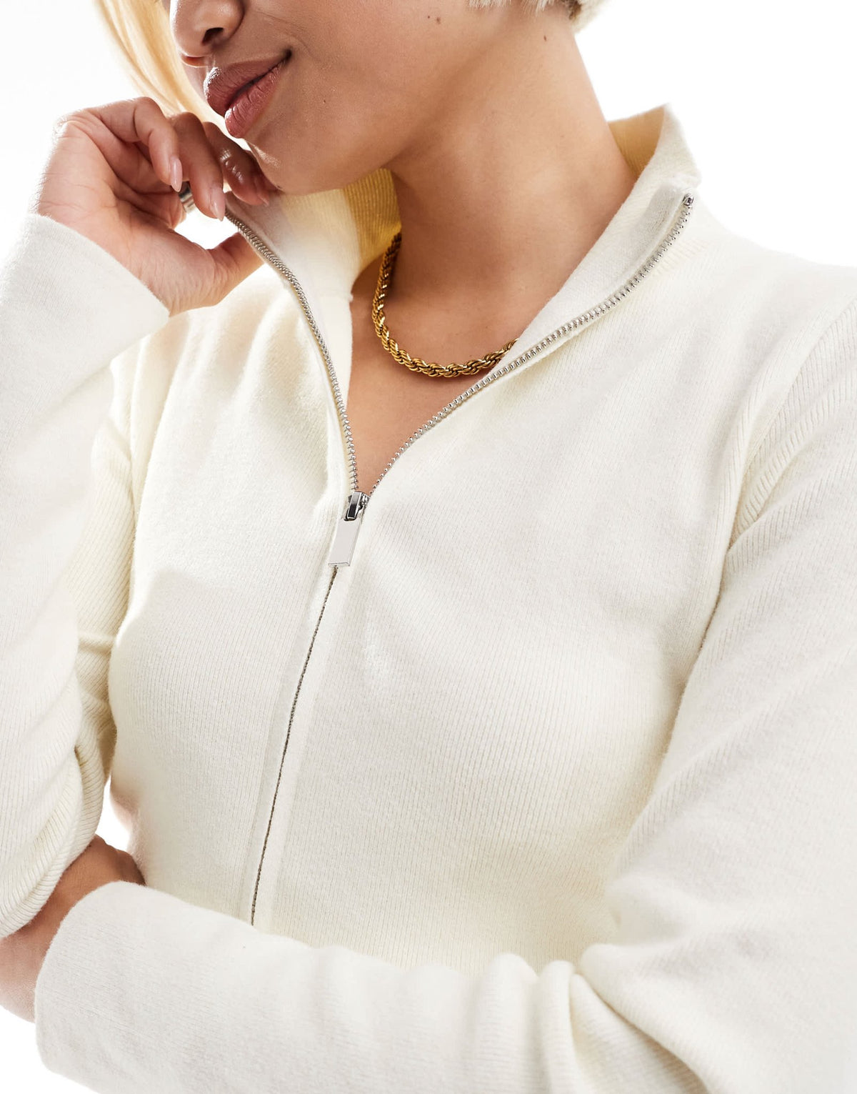 Stradivarius zip through knit cardigan in ecru - ASOS Sample Sale