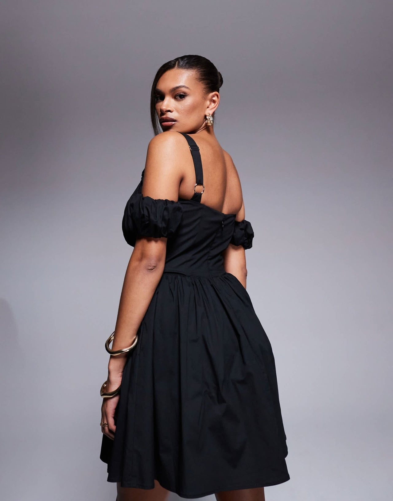 Taideux fuller bust Harper stretch cotton mini dress with cold shoulder detail in black - ASOS Sample Sale