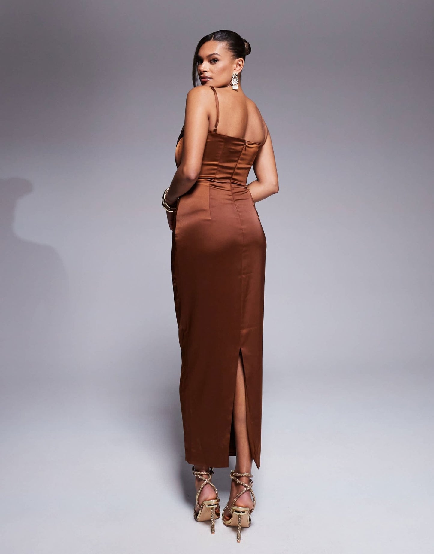 Taideux fuller bust Naomi satin midaxi boned corset dress with lace trim in toffee brown - ASOS Sample Sale