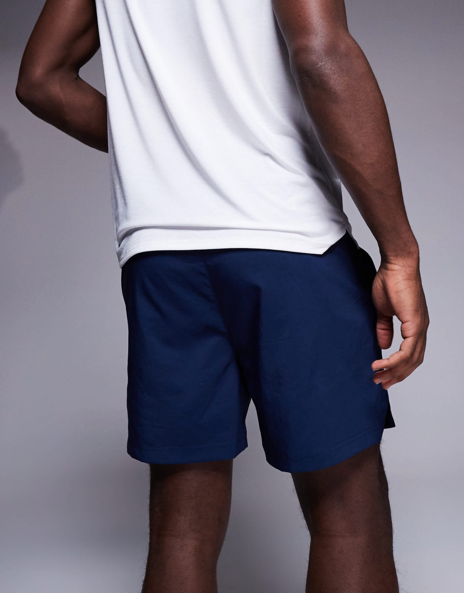 The North Face 24/7 5"" logo shorts in navy - ASOS Sample Sale
