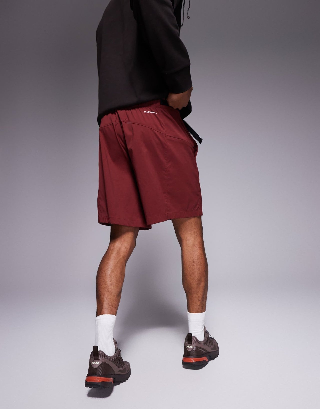 The North Face Class V Pathfinder belted logo shorts in burgundy - ASOS Sample Sale