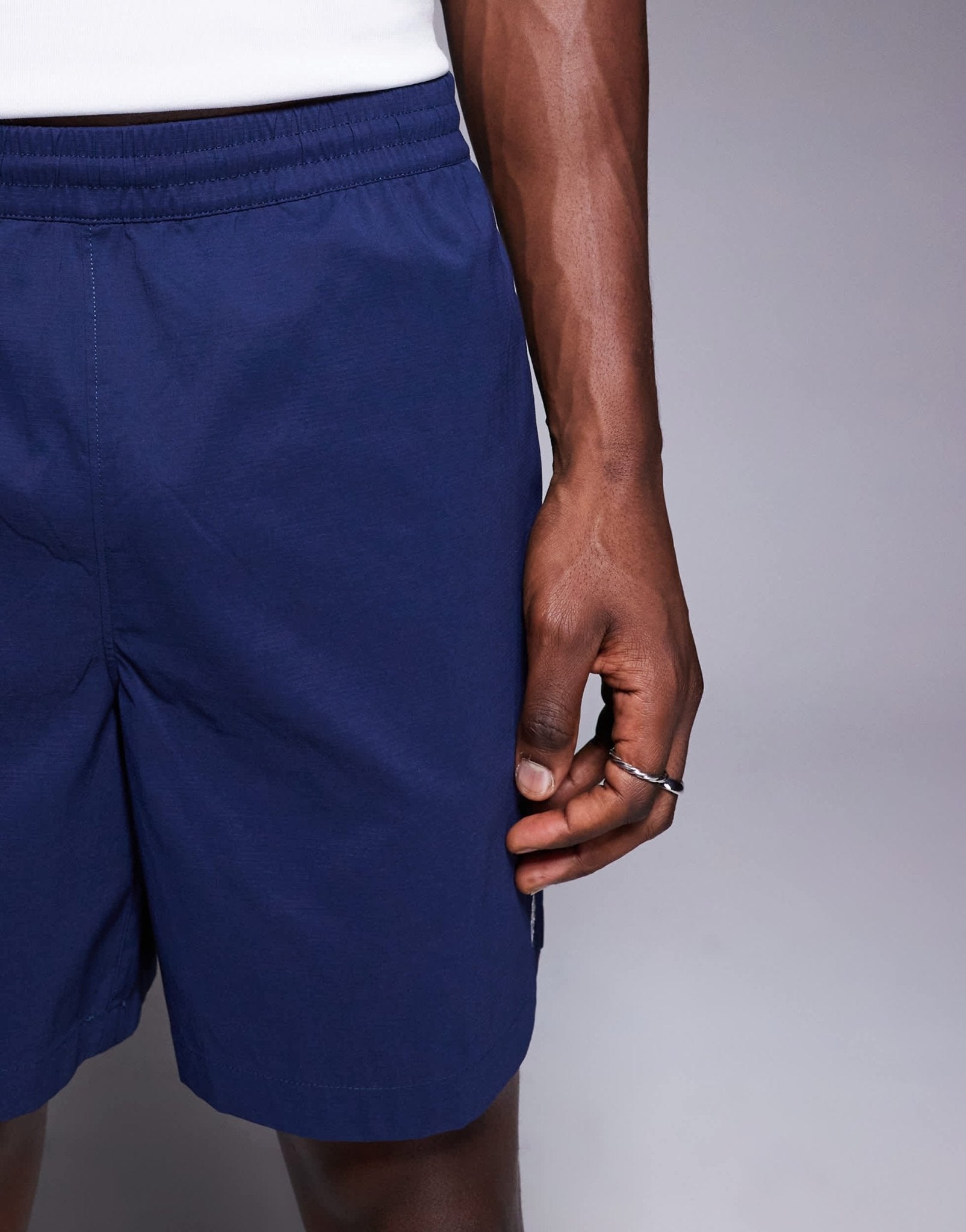 The North Face Class V Pathfinder logo shorts in navy - ASOS Sample Sale