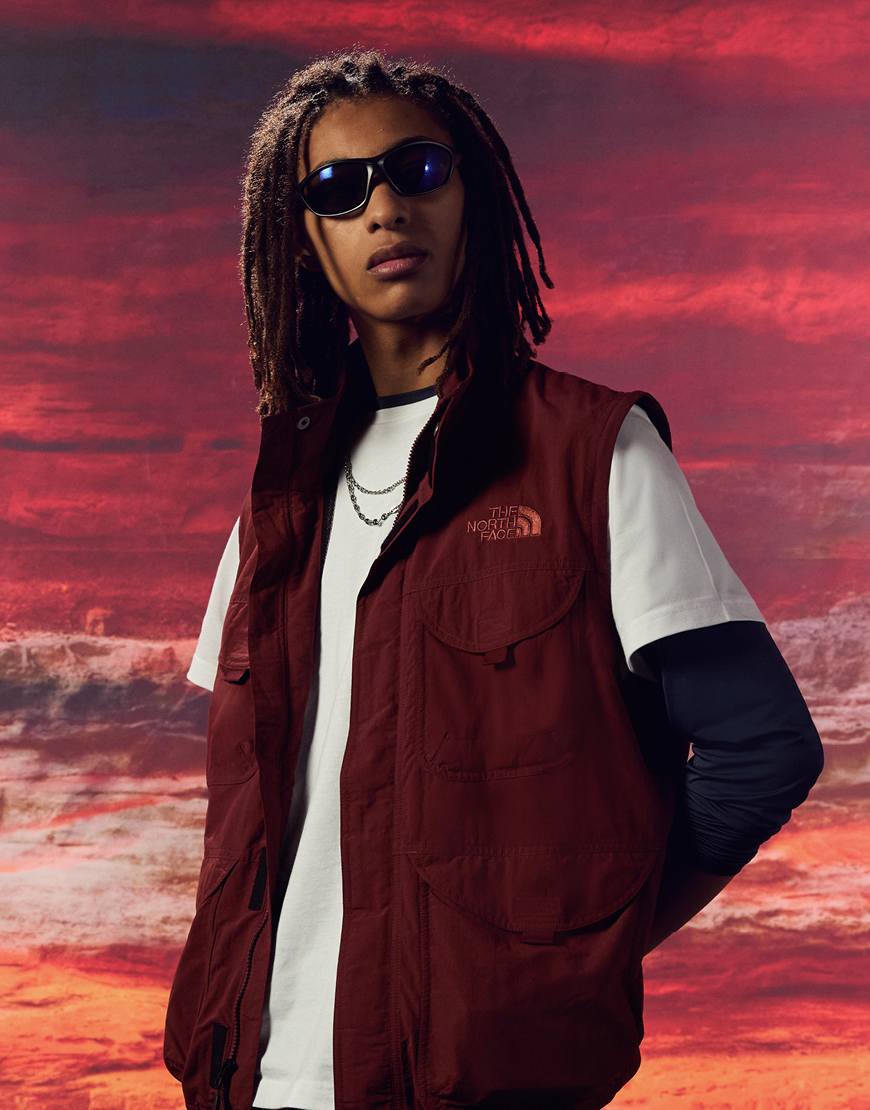 The North Face convertible utility jacket in red - ASOS Sample Sale