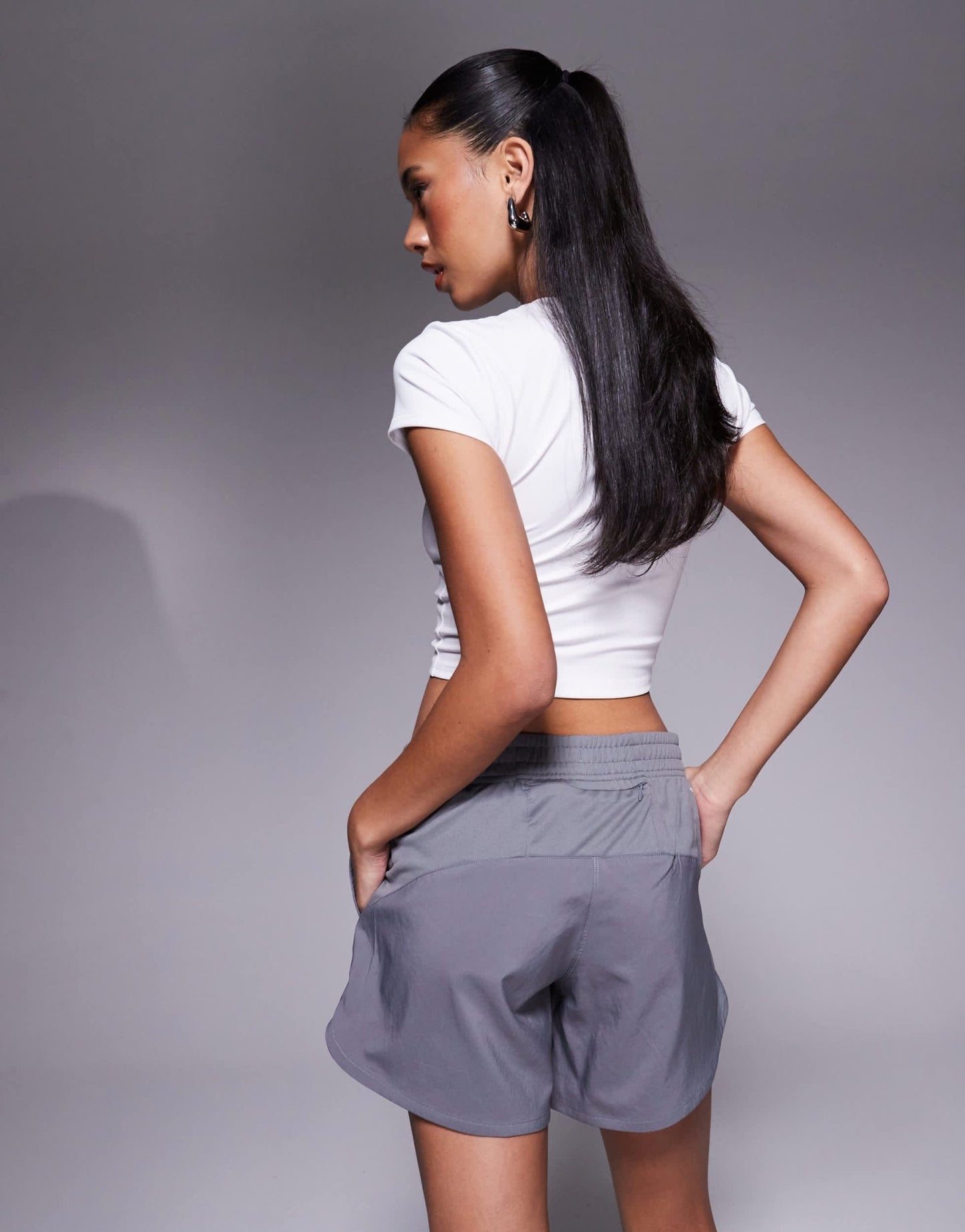 The North Face Training Flex logo 5"""" woven shorts in grey - ASOS Sample Sale