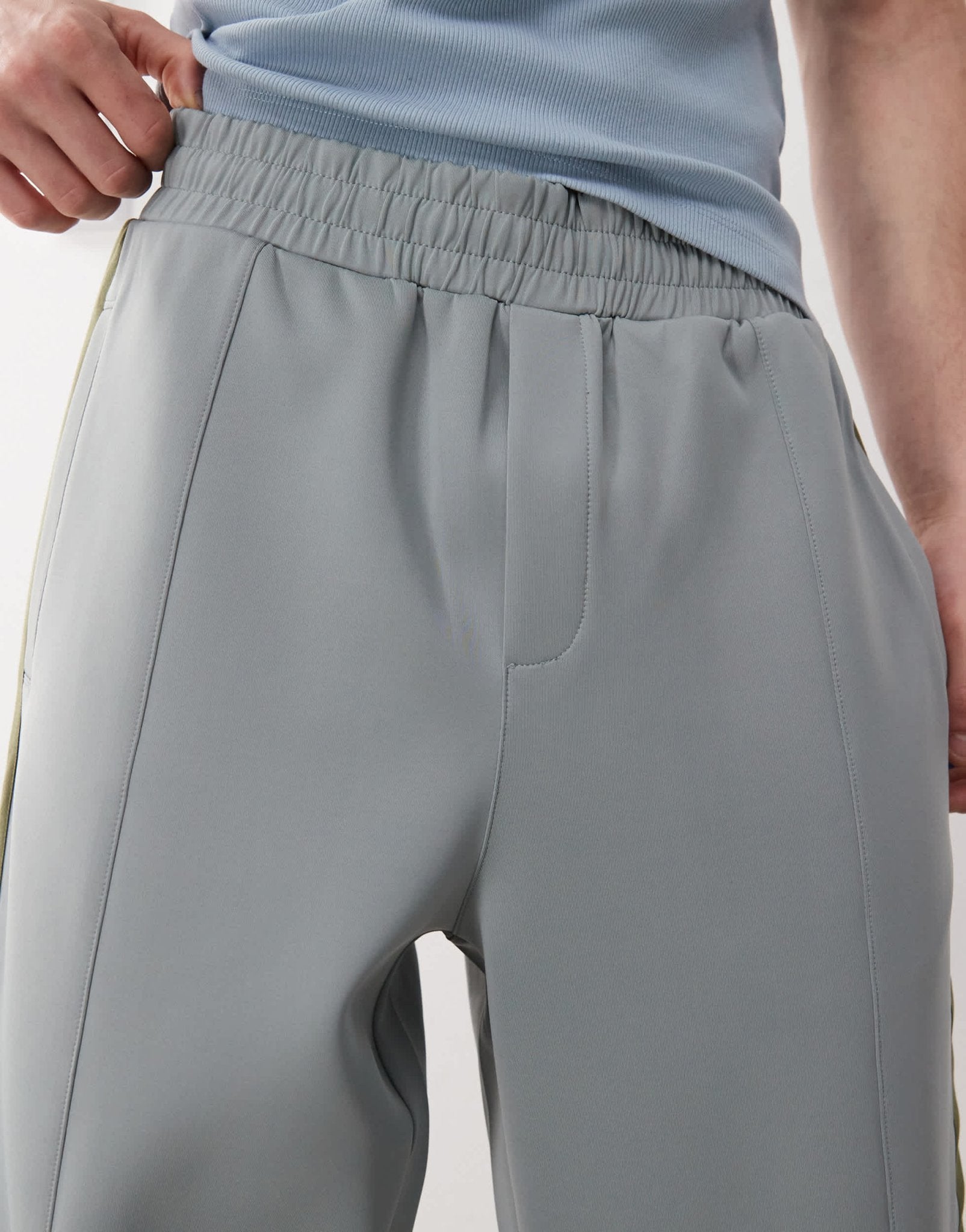 The Ragged Priest skate fit joggers with side stripe in grey and green - ASOS Sample Sale