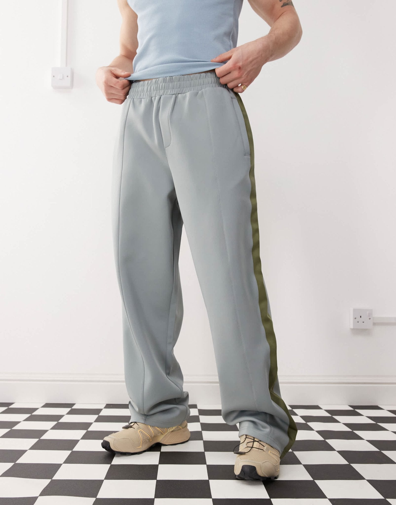 The Ragged Priest skate fit joggers with side stripe in grey and green - ASOS Sample Sale