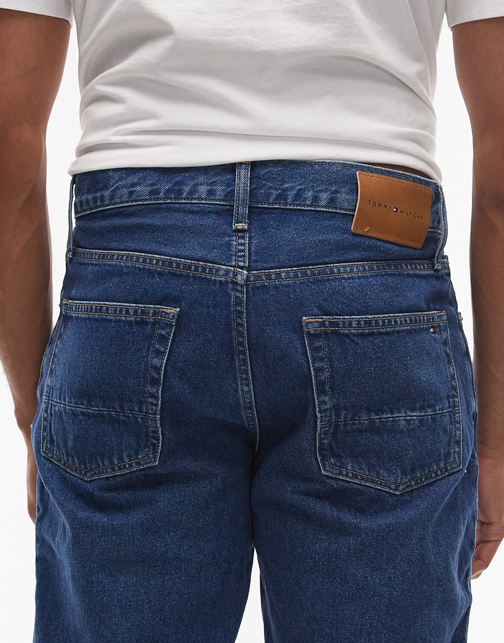 Tommy Hilfiger River straight jeans in mid wash - ASOS Sample Sale