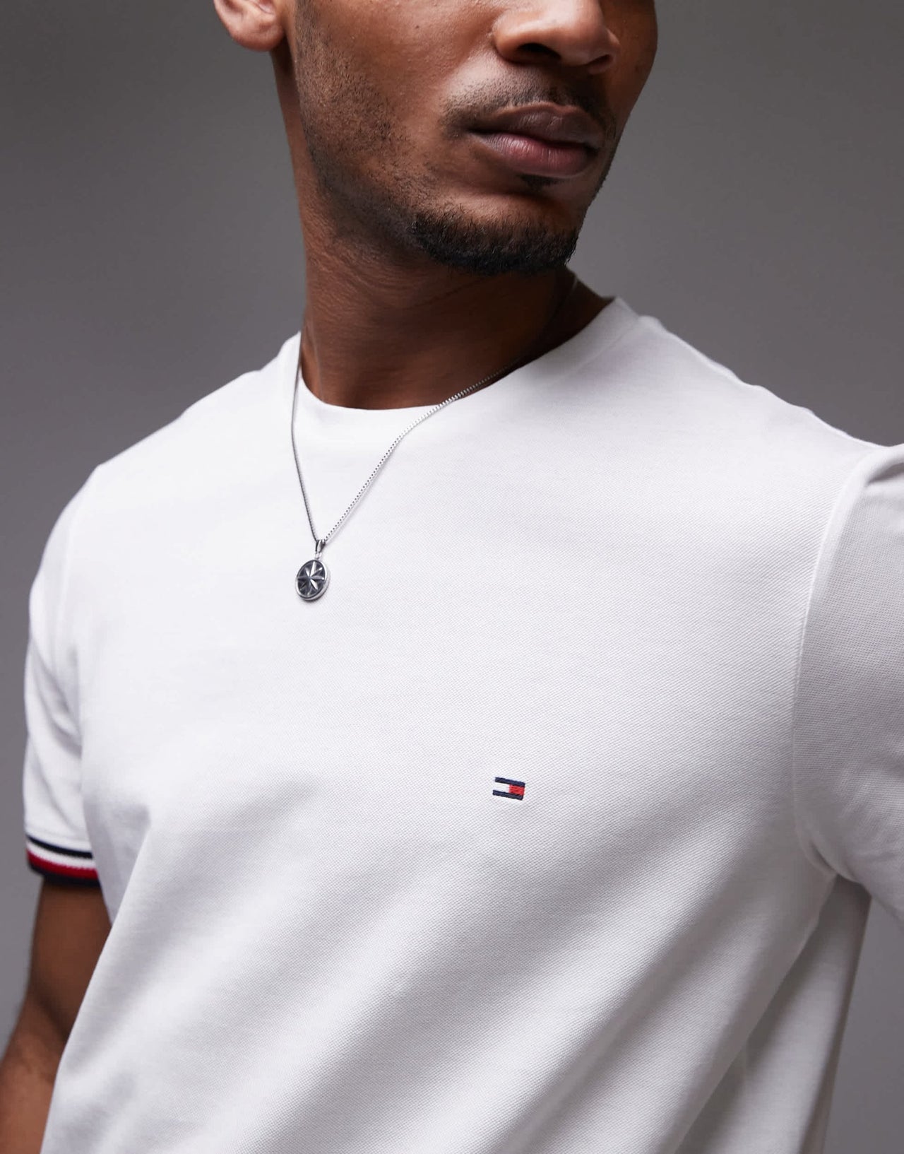 Tommy Hilfiger tipped t-shirt in white - ASOS Sample Sale