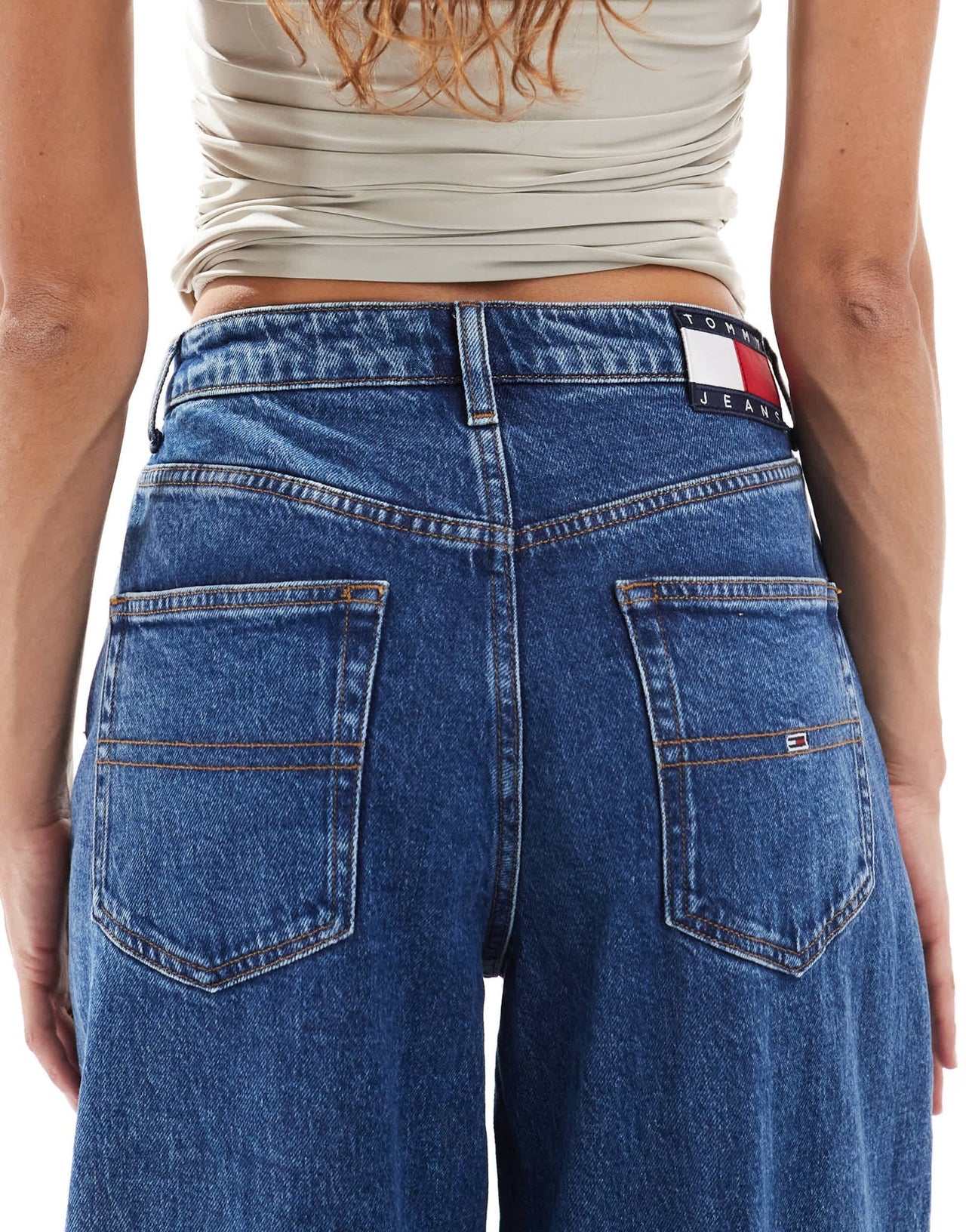 Tommy Jeans Charlie mid rise loose jeans in mid blue - ASOS Sample Sale