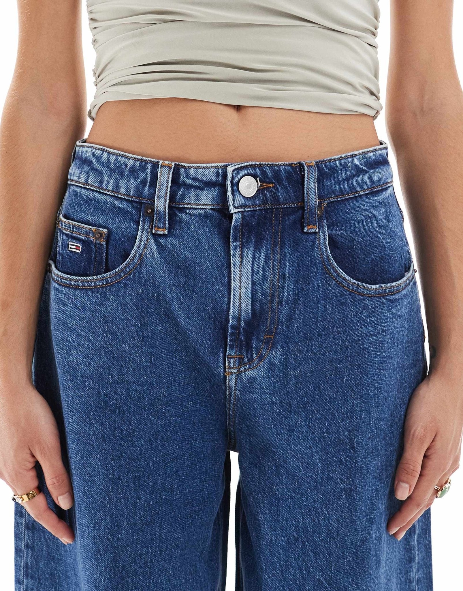 Tommy Jeans Charlie mid rise loose jeans in mid blue - ASOS Sample Sale