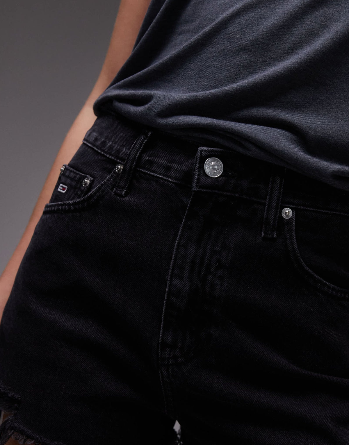 Tommy Jeans denim hot pants with raw edge in black - ASOS Sample Sale