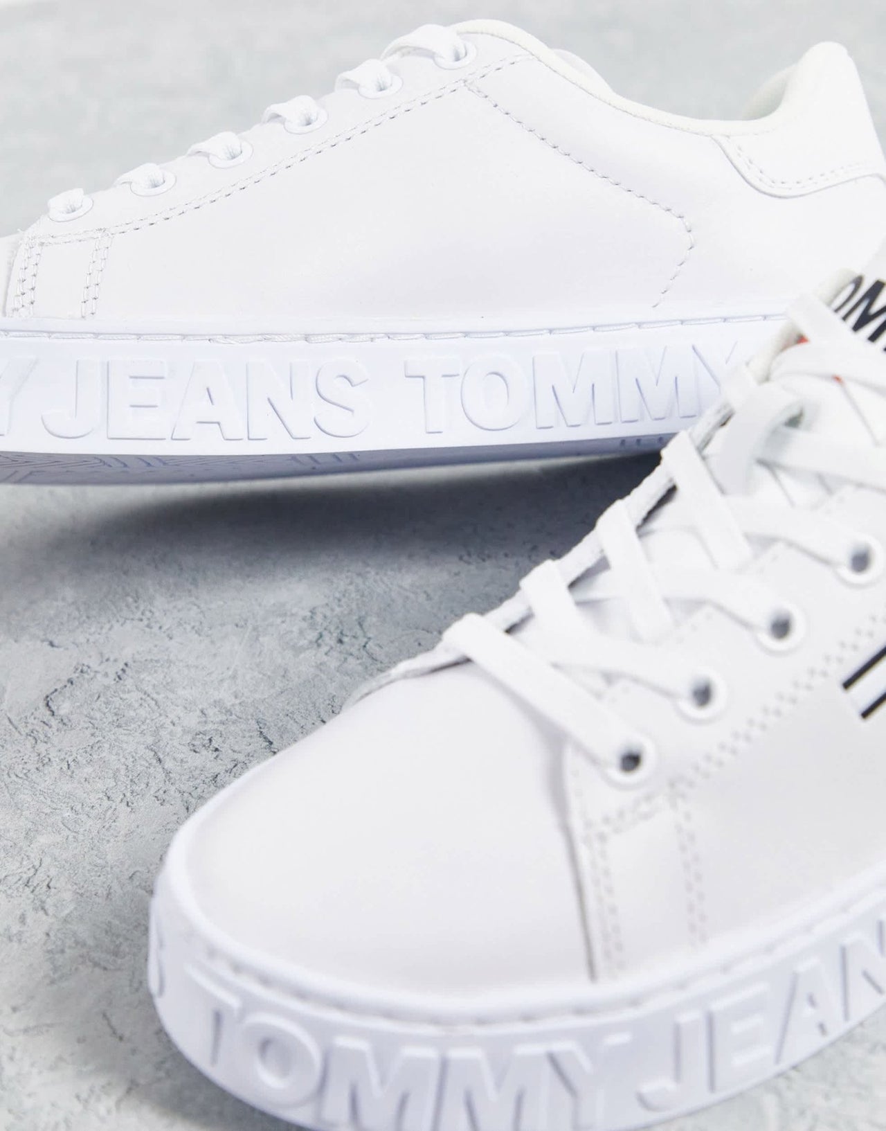 Tommy Jeans embossed logo sneaker in white - ASOS Sample Sale