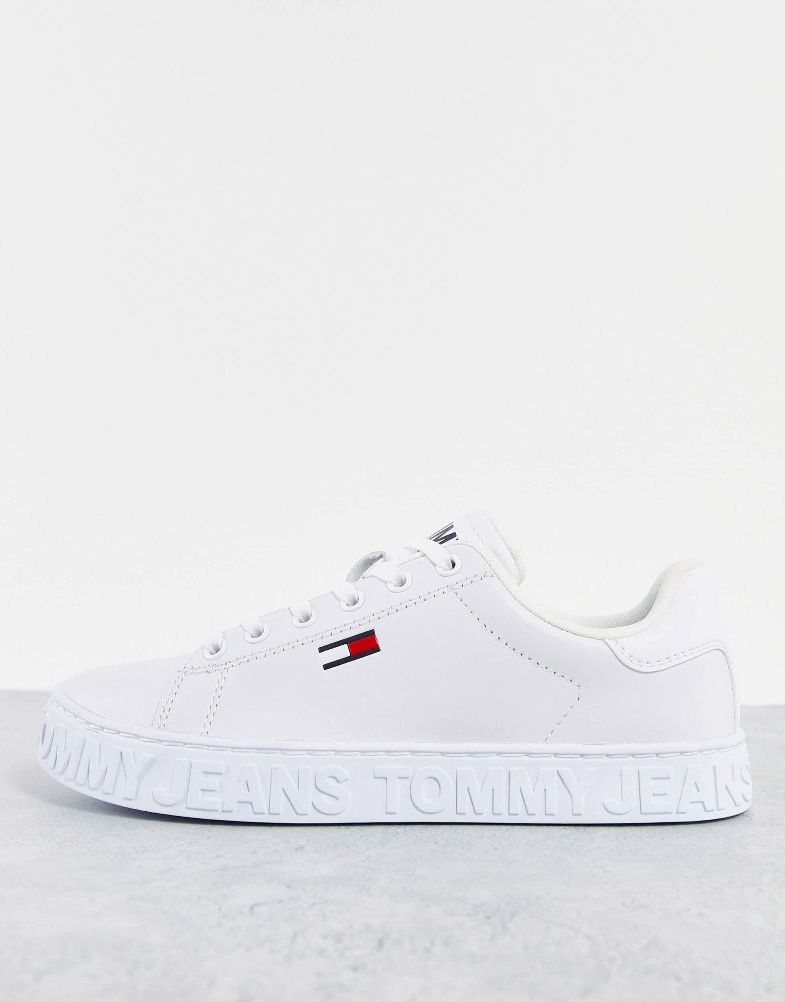 Tommy Jeans embossed logo sneaker in white - ASOS Sample Sale