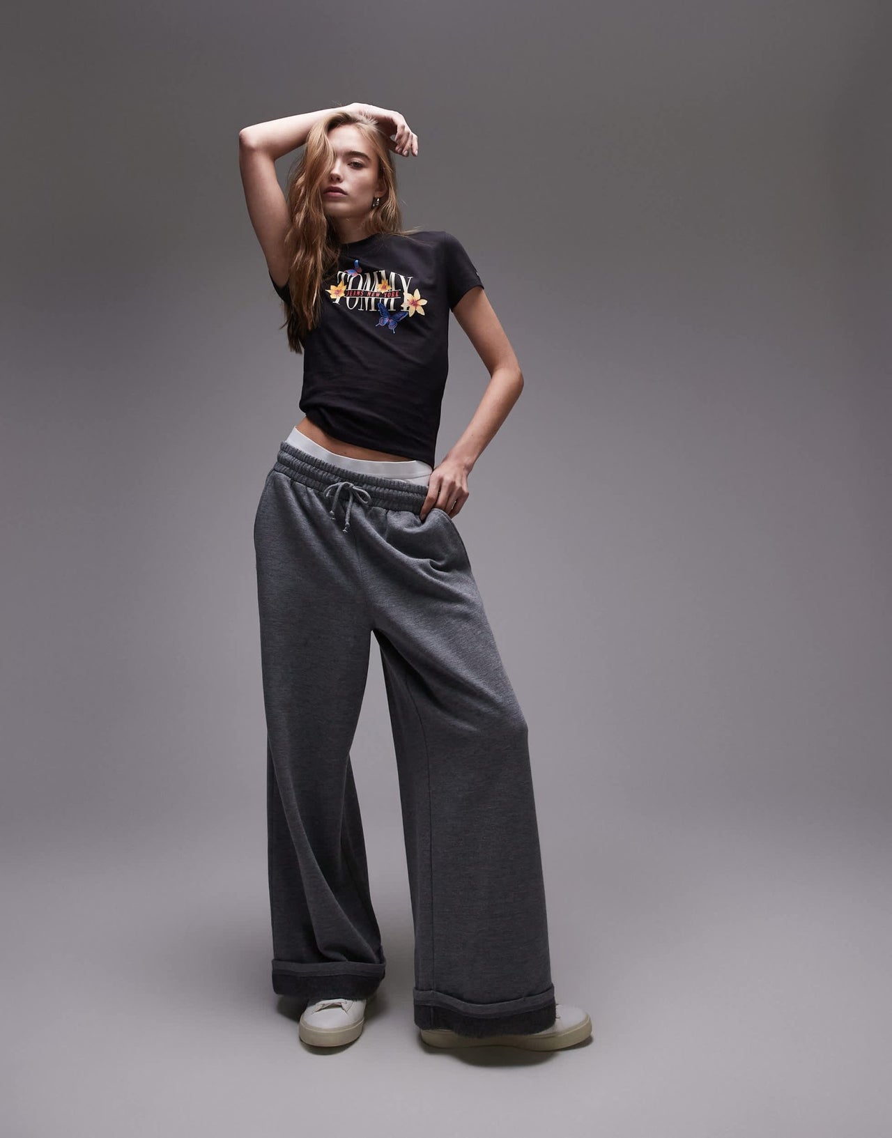 Tommy Jeans graphic baby t-shirt in black - ASOS Sample Sale