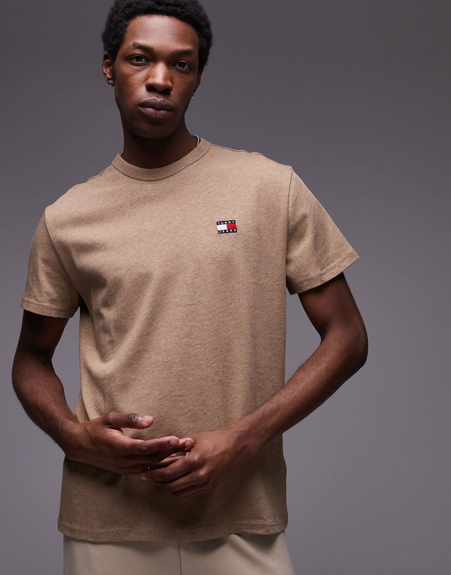 Tommy Jeans regular badge logo t-shirt in beige melange - ASOS Sample Sale