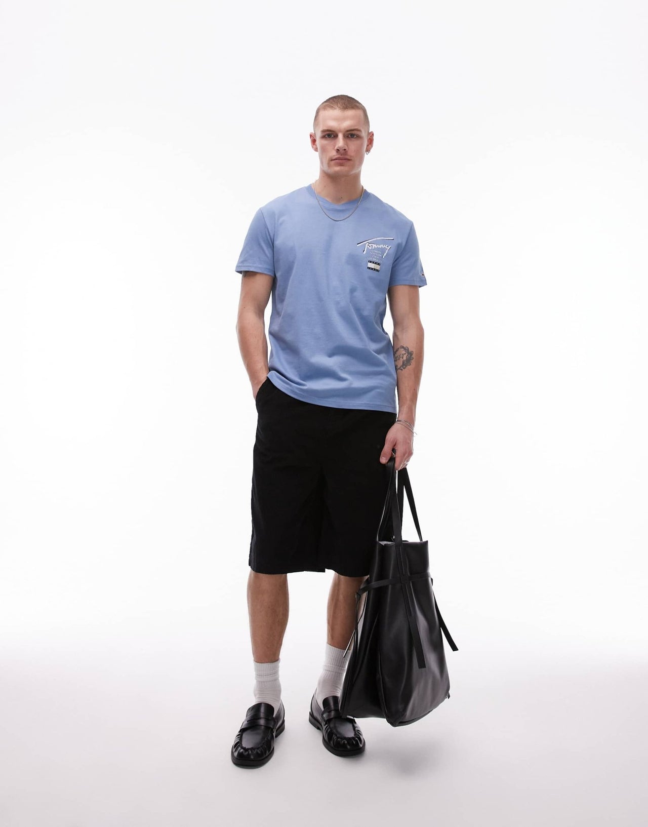 Tommy Jeans regular signature back print t-shirt in blue - ASOS Sample Sale