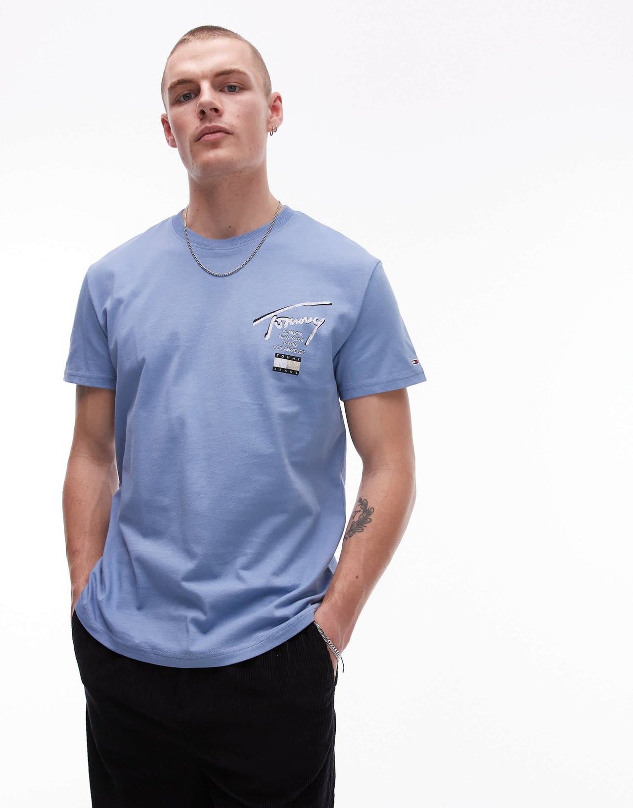Tommy Jeans regular signature back print t-shirt in blue - ASOS Sample Sale
