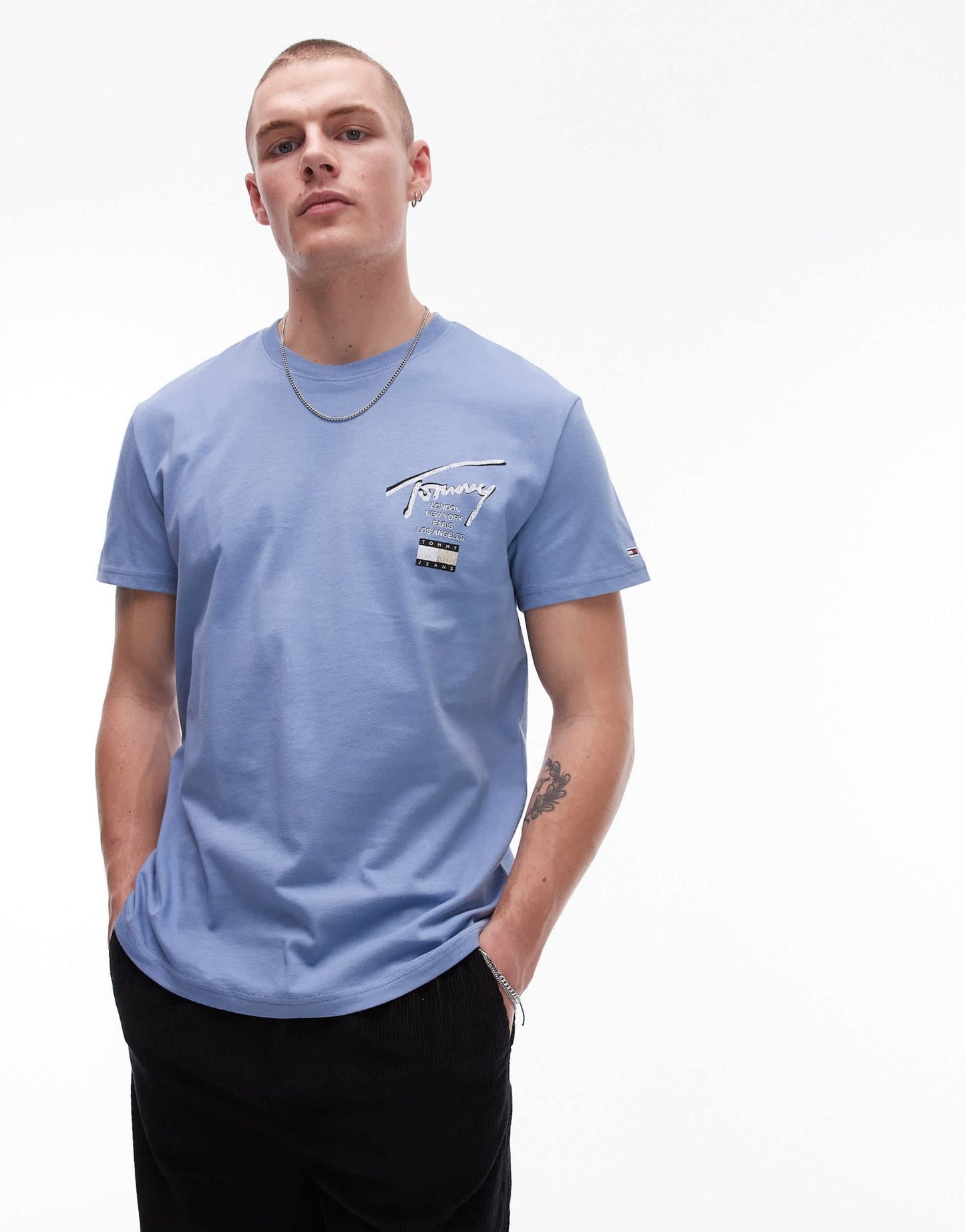 Tommy Jeans regular signature back print t-shirt in blue - ASOS Sample Sale