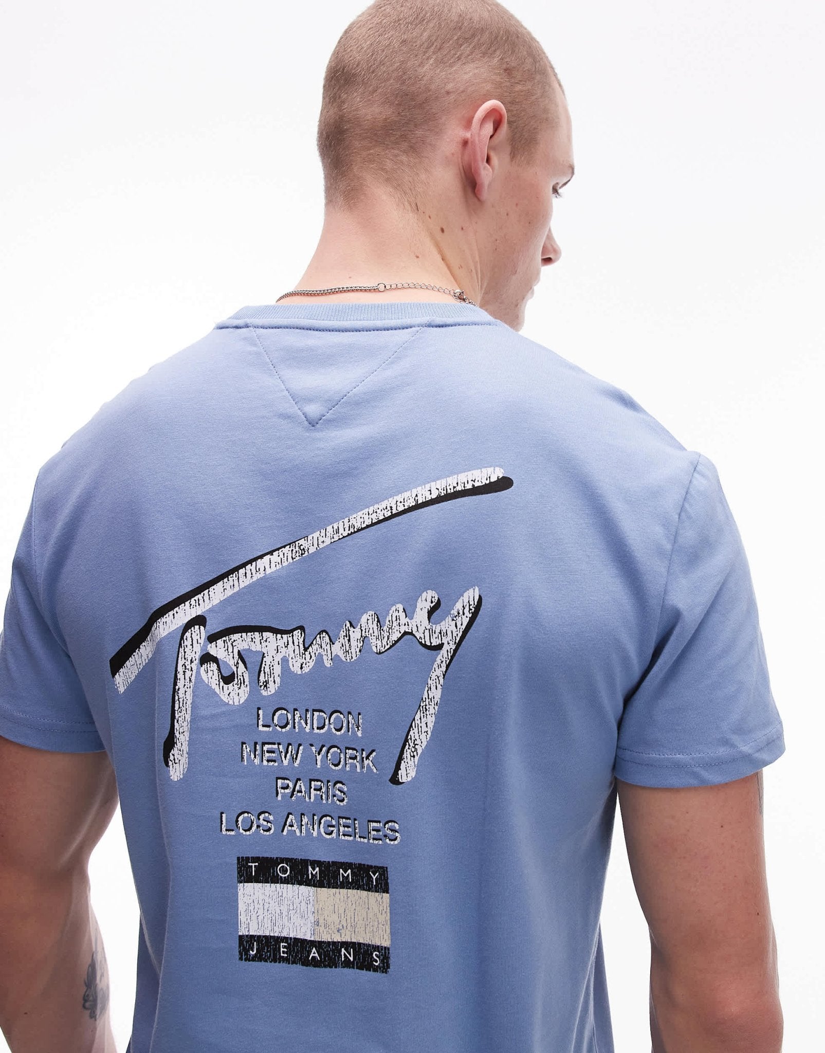 Tommy Jeans regular signature back print t-shirt in blue - ASOS Sample Sale