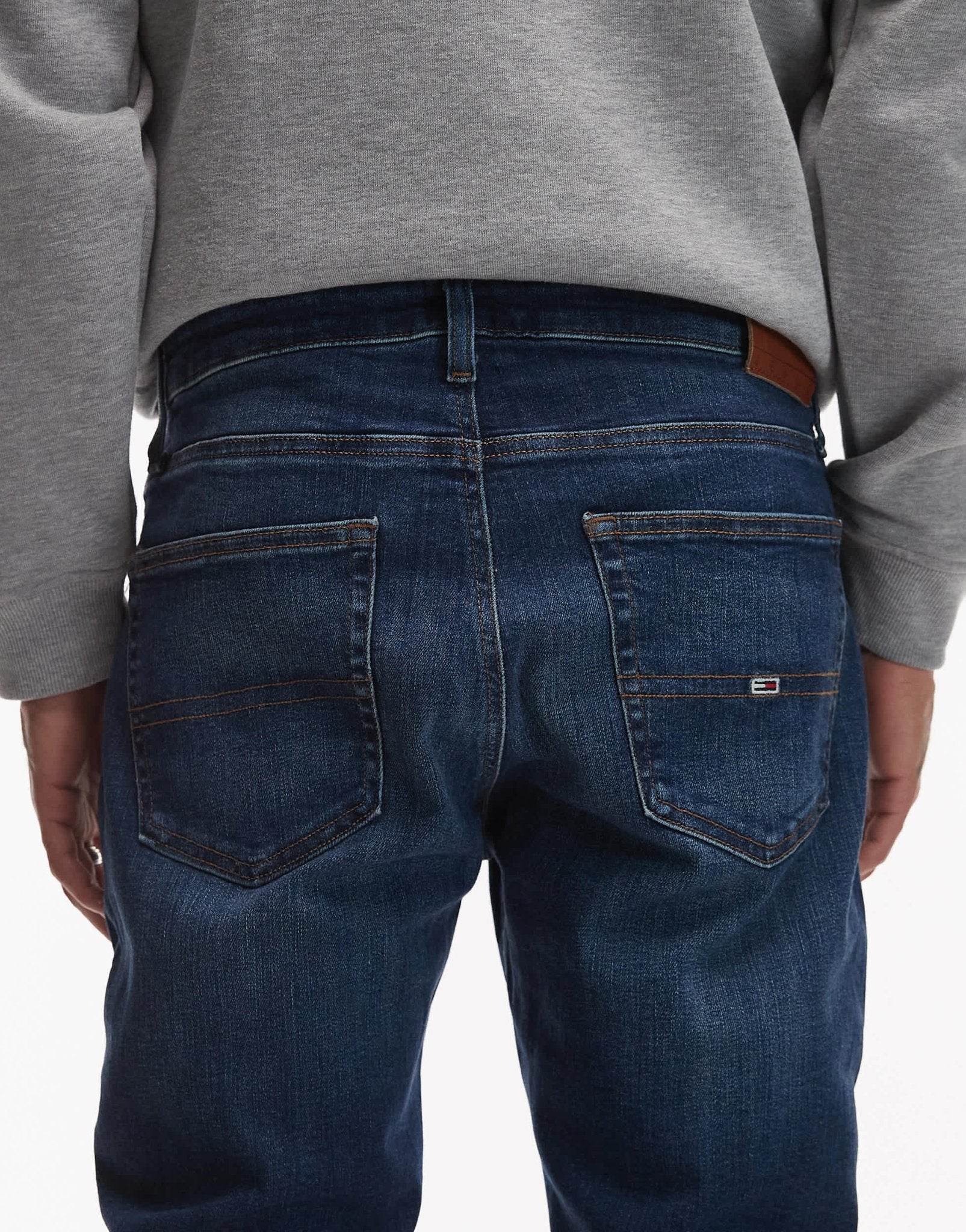 Tommy Jeans Ryan Slim Straight Jeans in dark blue - ASOS Sample Sale
