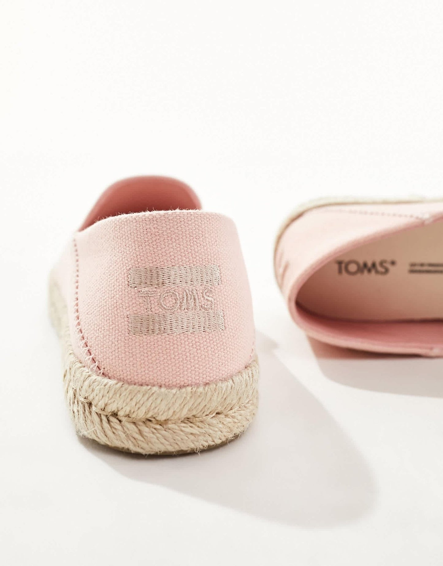 Toms Santiago espadrilles in peach pink - ASOS Sample Sale