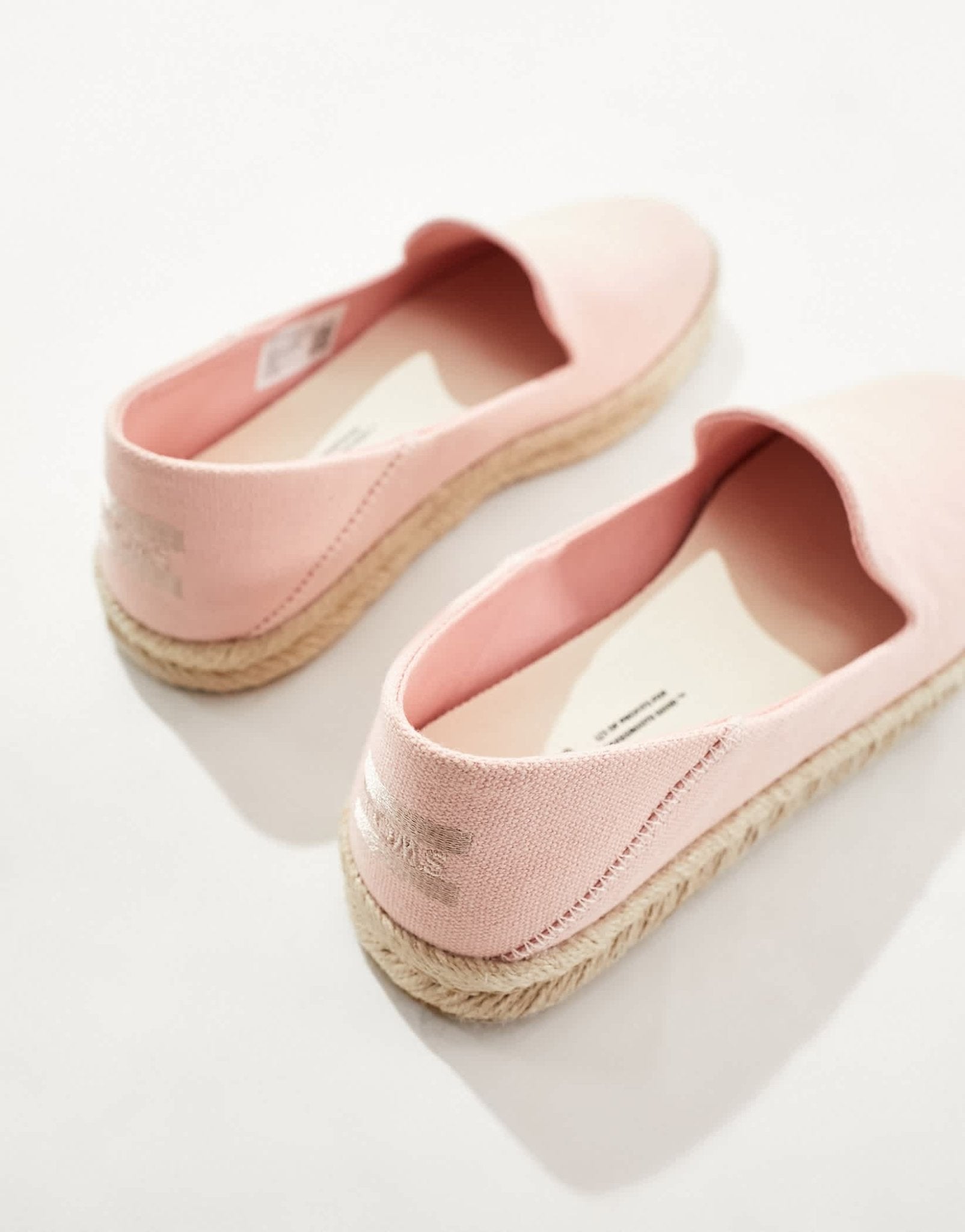 Toms Santiago espadrilles in peach pink - ASOS Sample Sale