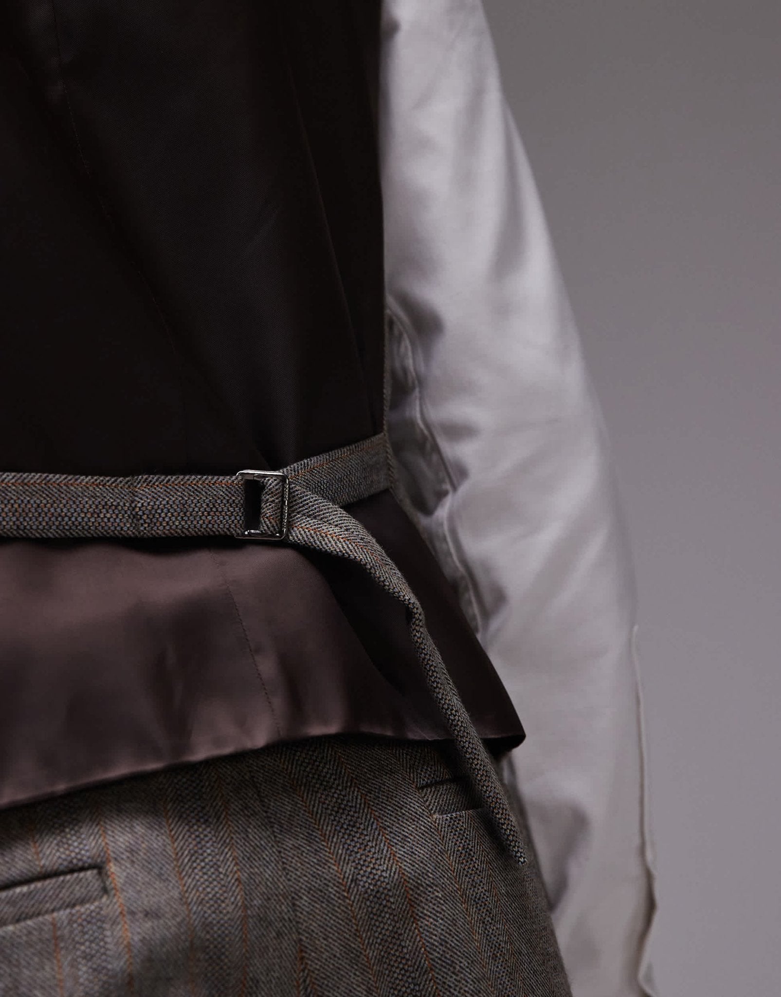 Topman premiumn wool mix striped herringbone waistcoat in brown - ASOS Sample Sale