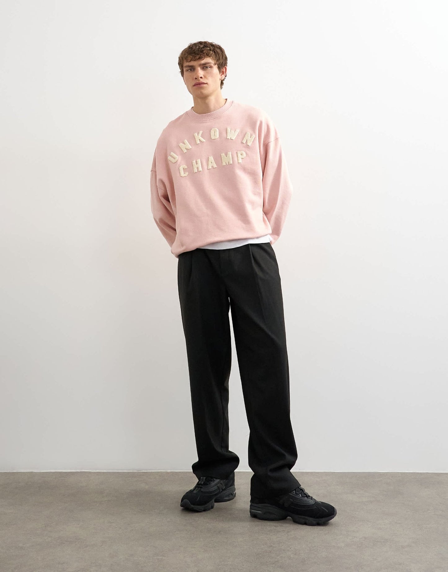 Topman relaxed fit sweatshirt with chenille embroidery in washed pink - ASOS Sample Sale