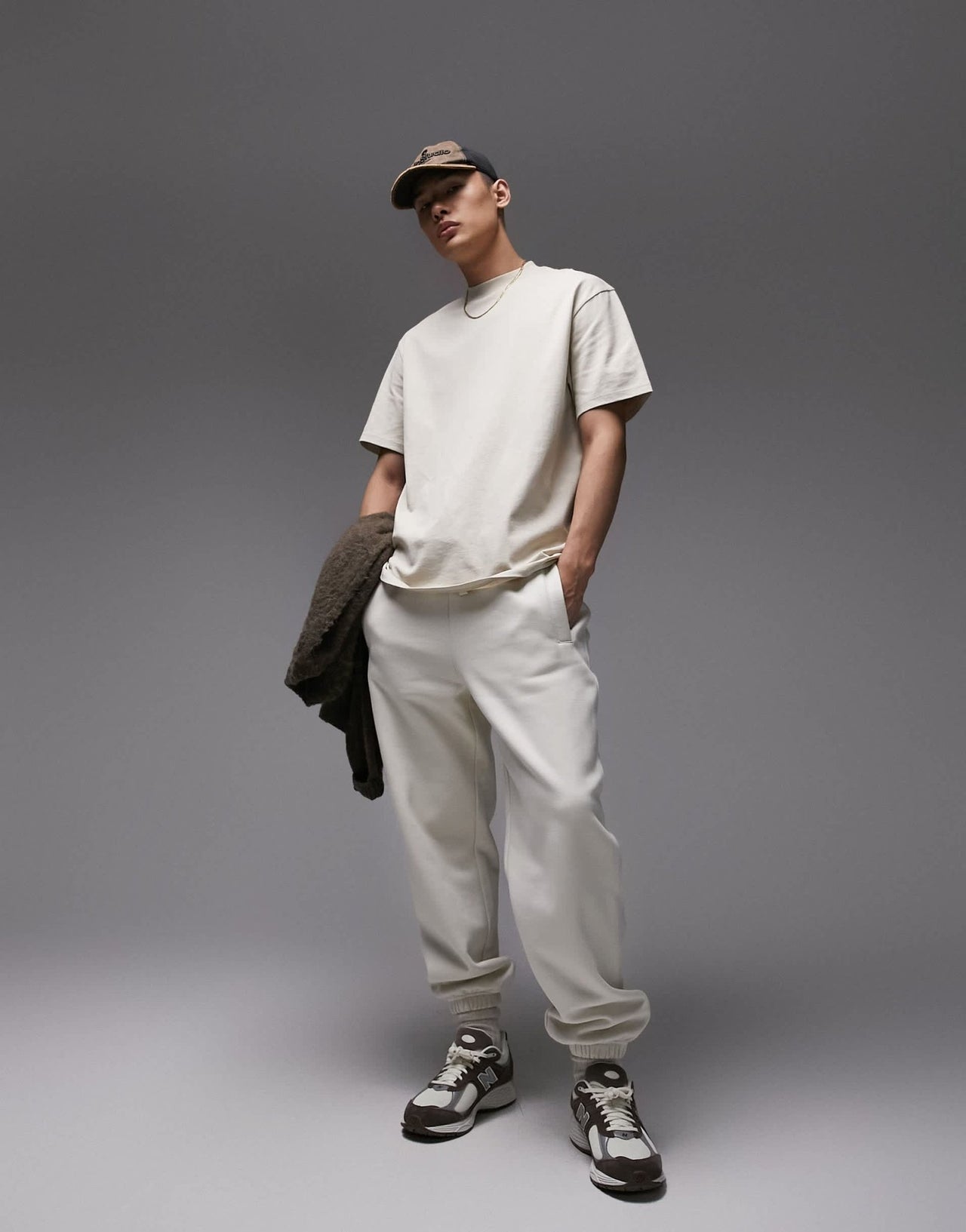 Topman relaxed fit t-shirt in stone - ASOS Sample Sale