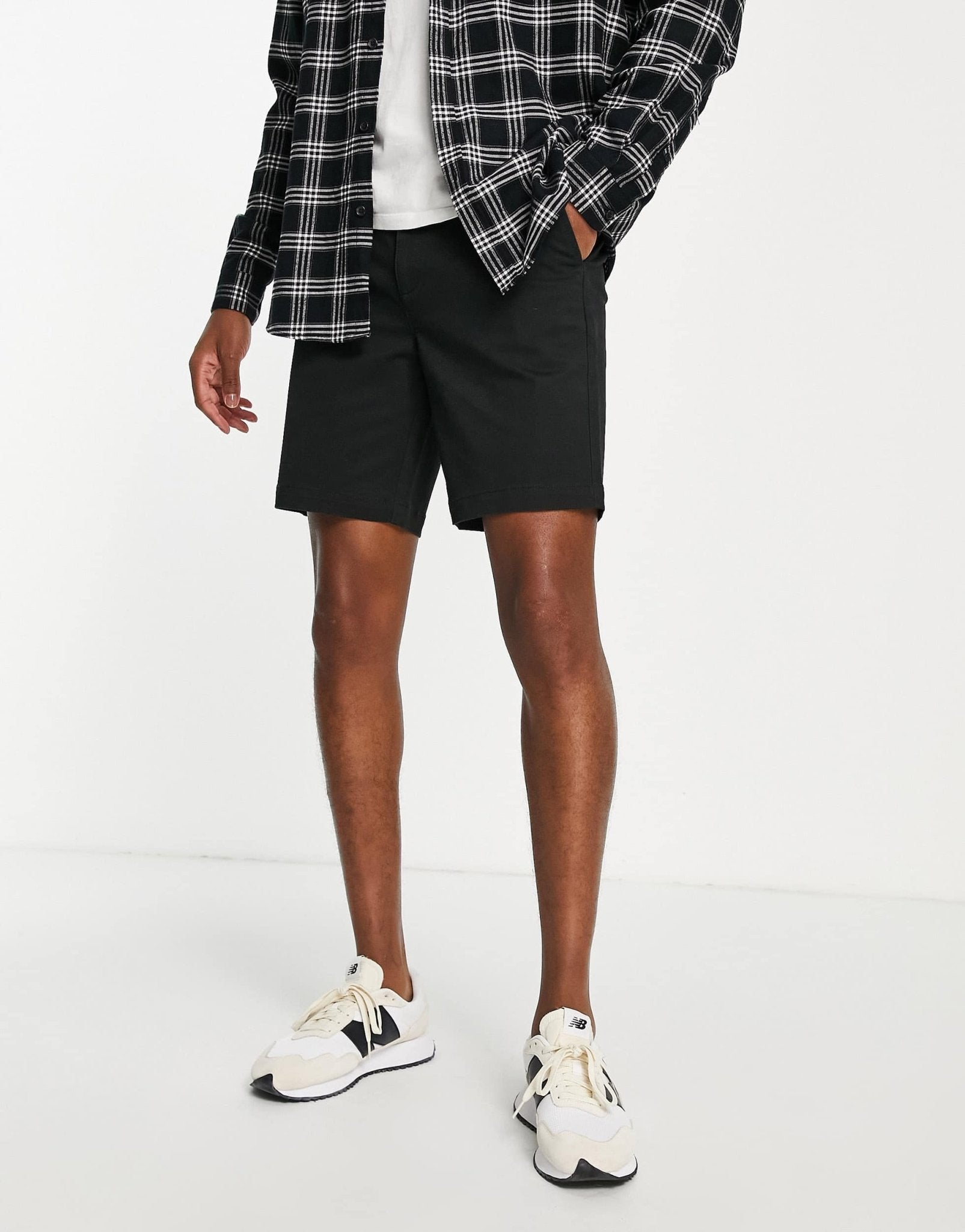 Topman slim chino short in black - ASOS Sample Sale