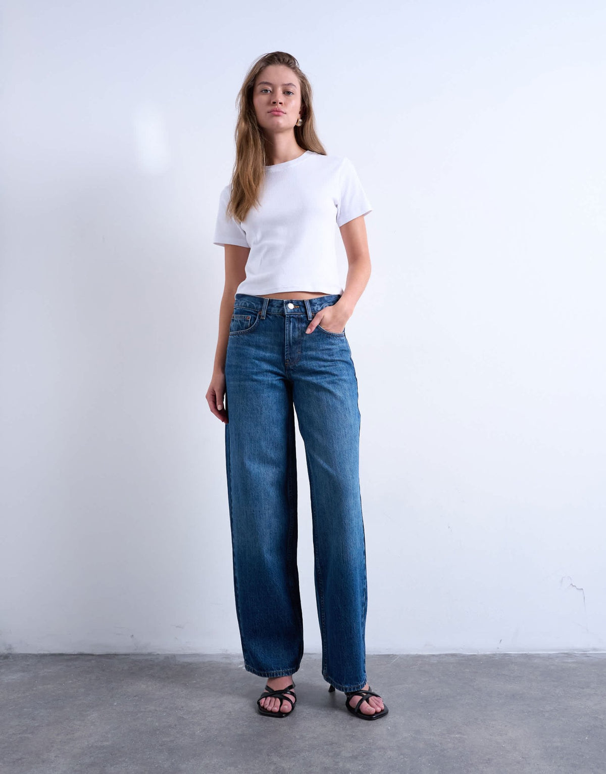 Topshop Cinch low rise jeans in dark stone wash - ASOS Sample Sale