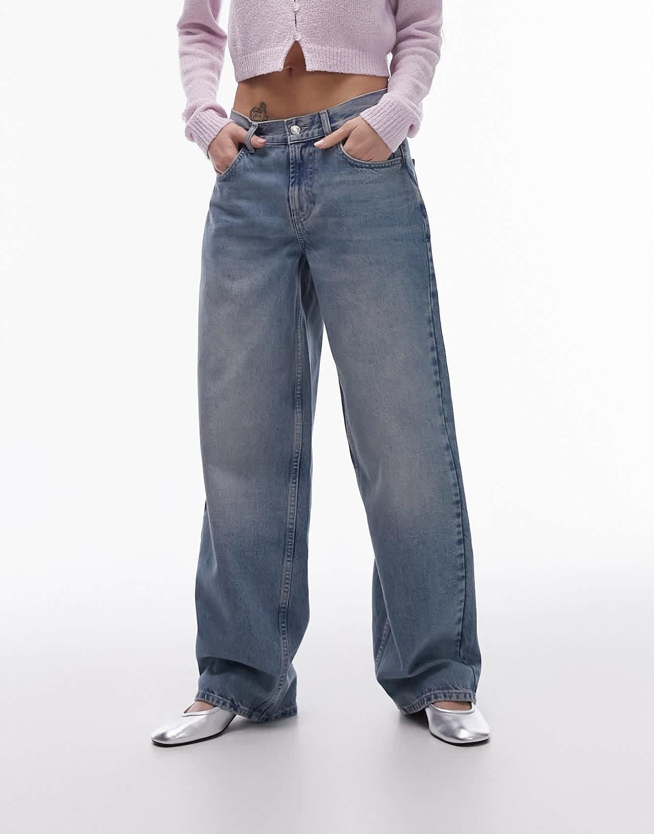 Topshop Cinch low rise relaxed jean in vintage bleach - ASOS Sample Sale