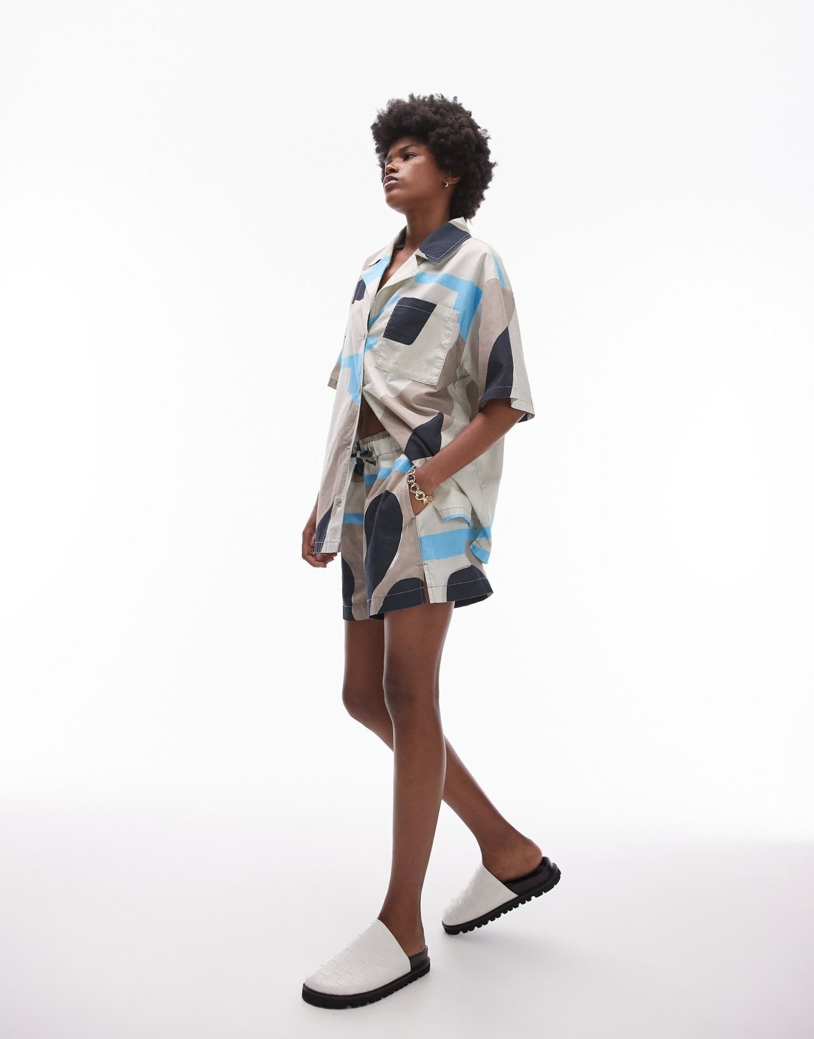Topshop co - ord abstract printed pull on short in multi - ASOS Sample Sale