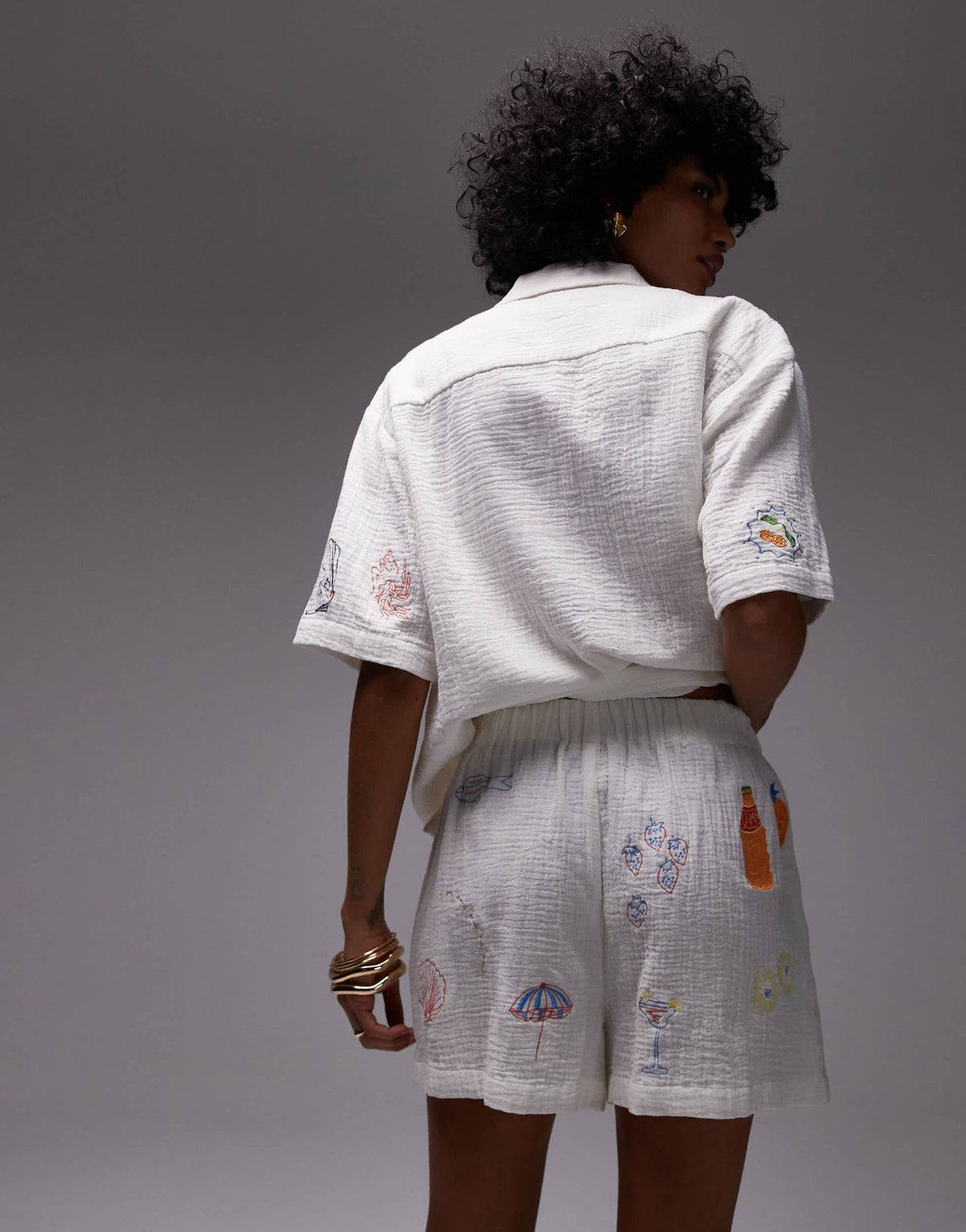 Topshop co ord cotton doodle embroidery pull on shorts in white - ASOS Sample Sale