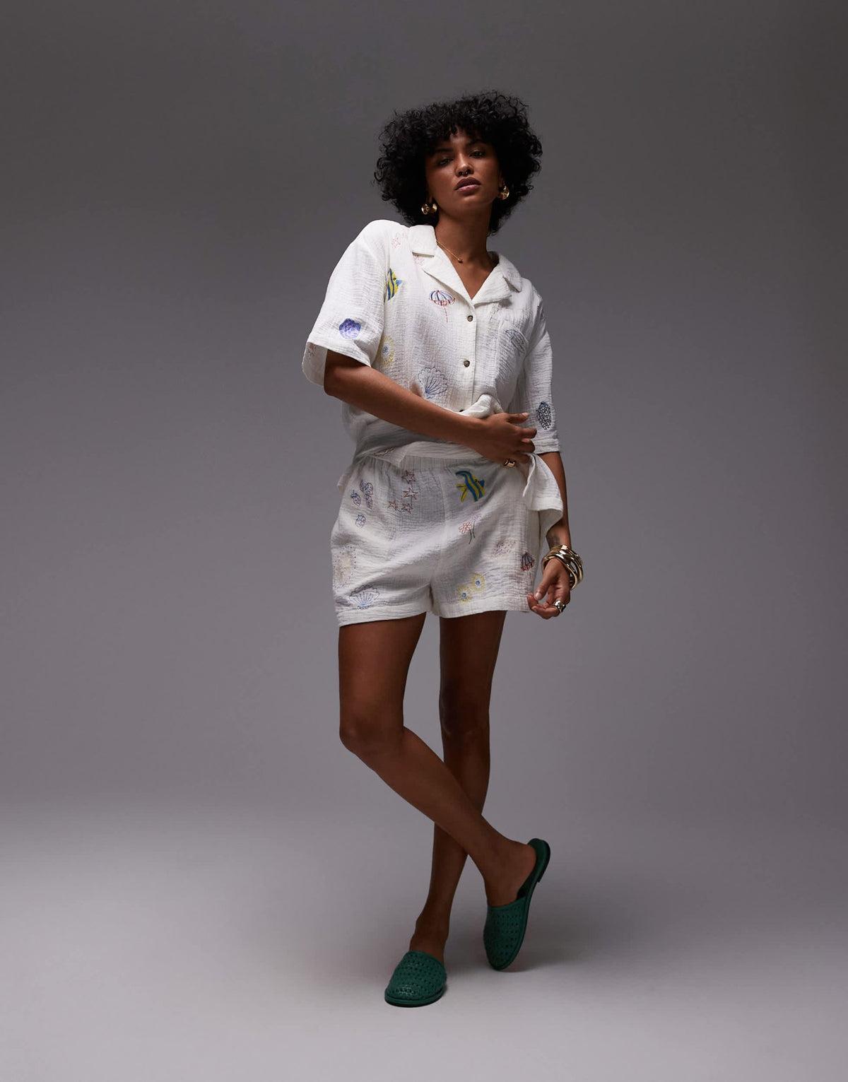 Topshop co ord cotton doodle embroidery pull on shorts in white - ASOS Sample Sale