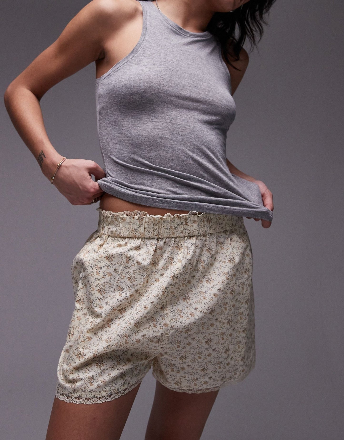 Topshop co - ord floral lace trim pull on short in multi - ASOS Sample Sale