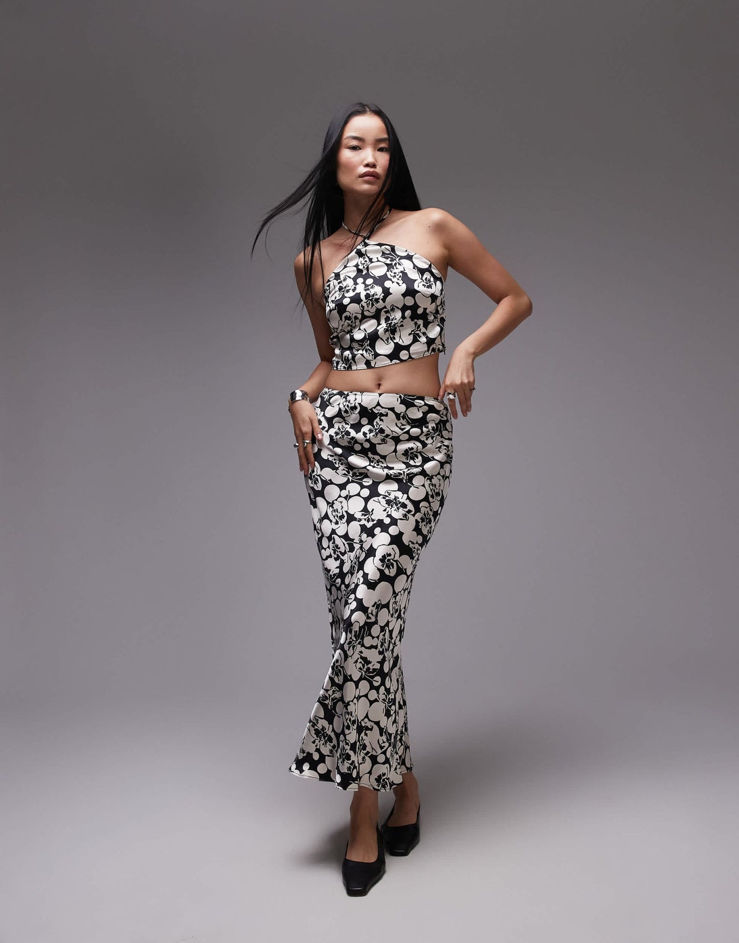 Topshop co - ord halter top in mono floral - ASOS Sample Sale