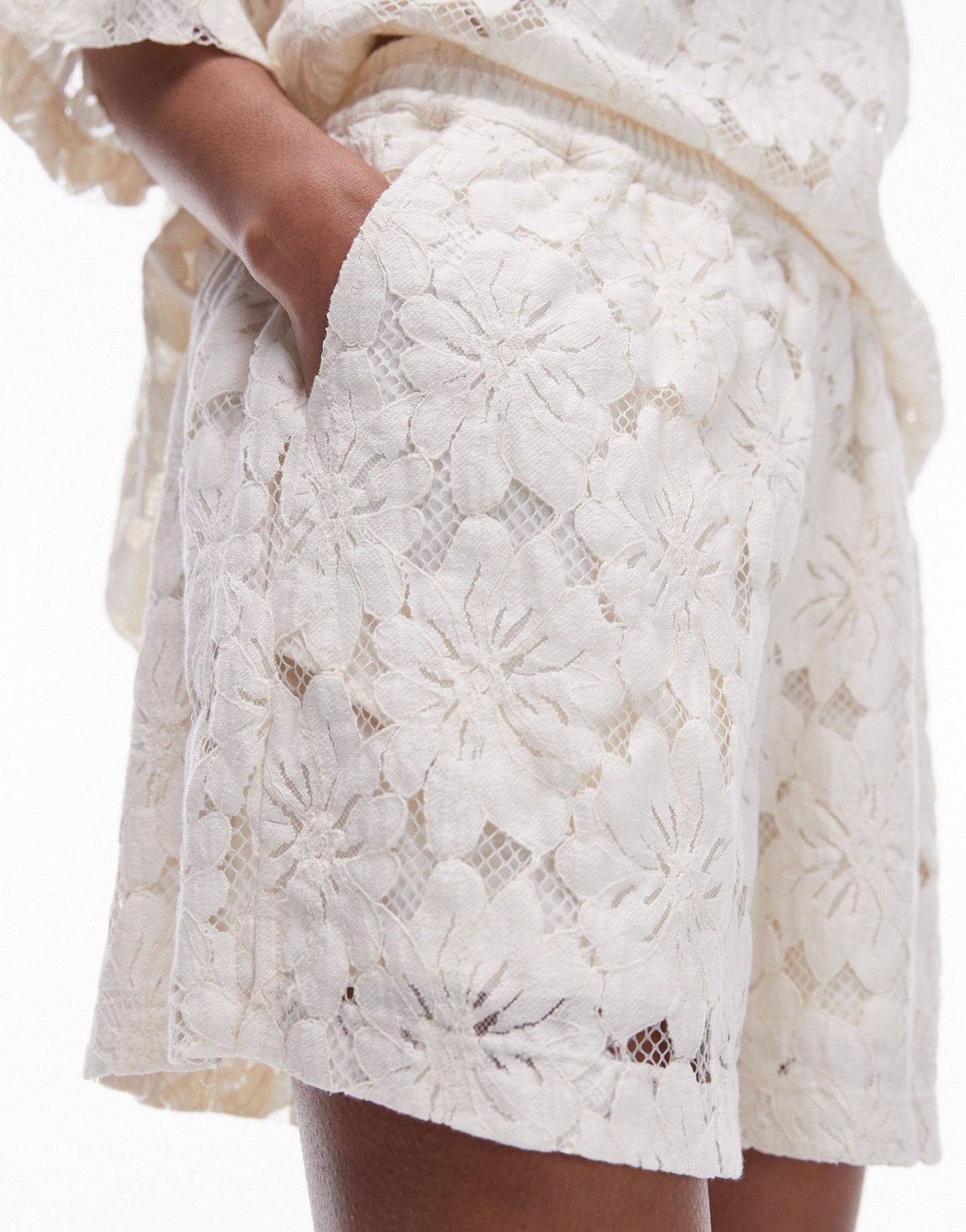 Topshop co ord lace short in ecru - ASOS Sample Sale