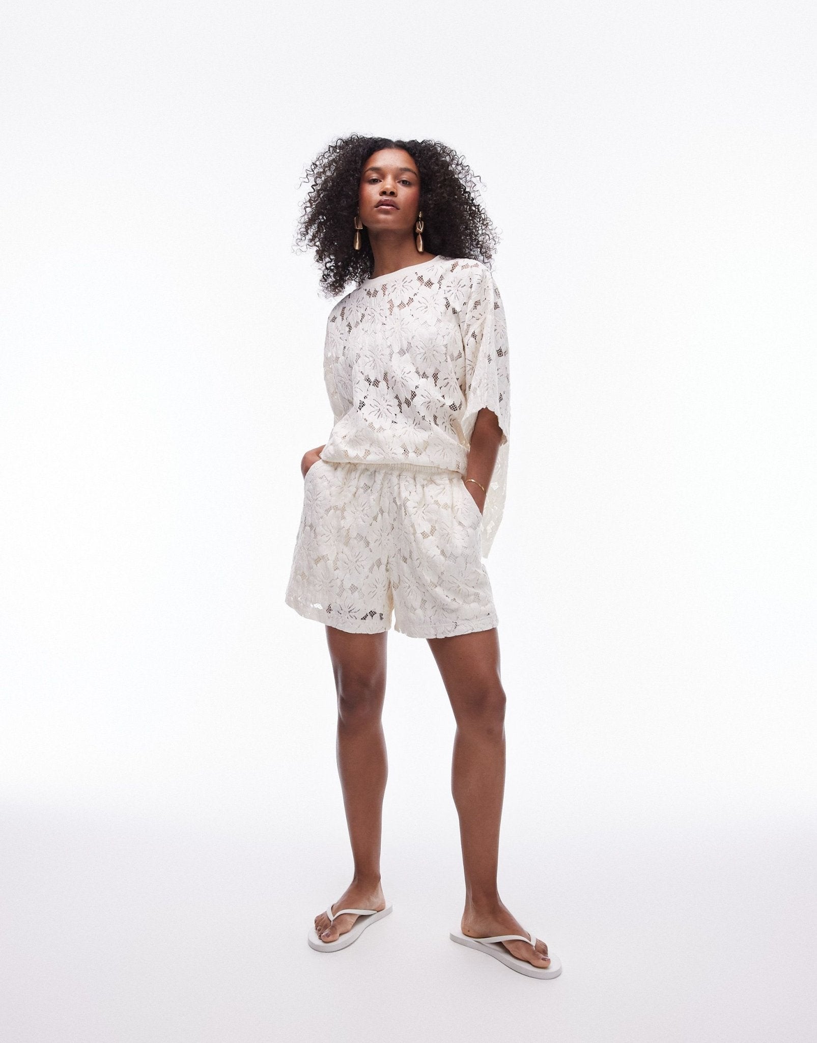 Topshop co ord lace short in ecru - ASOS Sample Sale