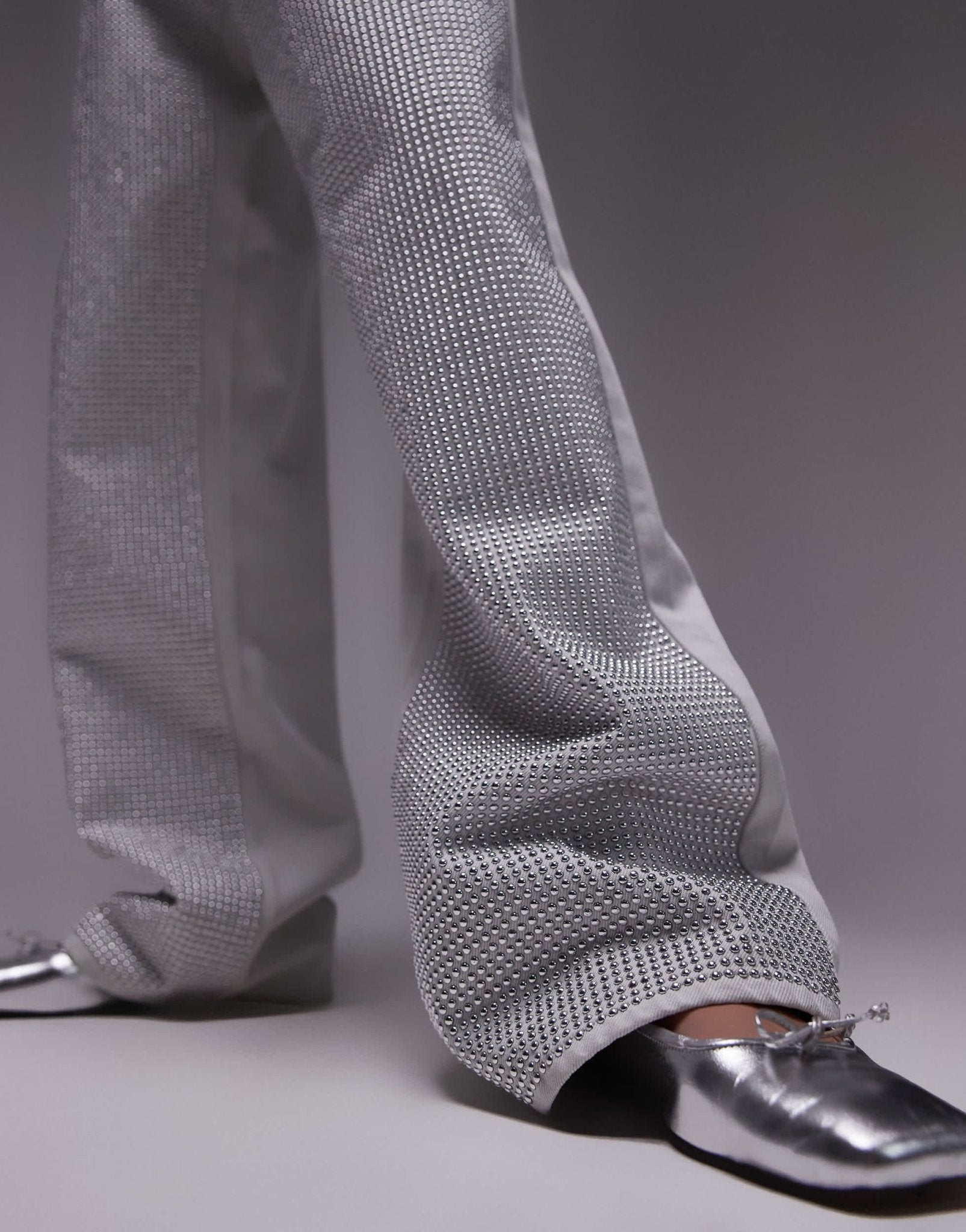 Topshop Column mid rise silver studded jeans in bone white - ASOS Sample Sale
