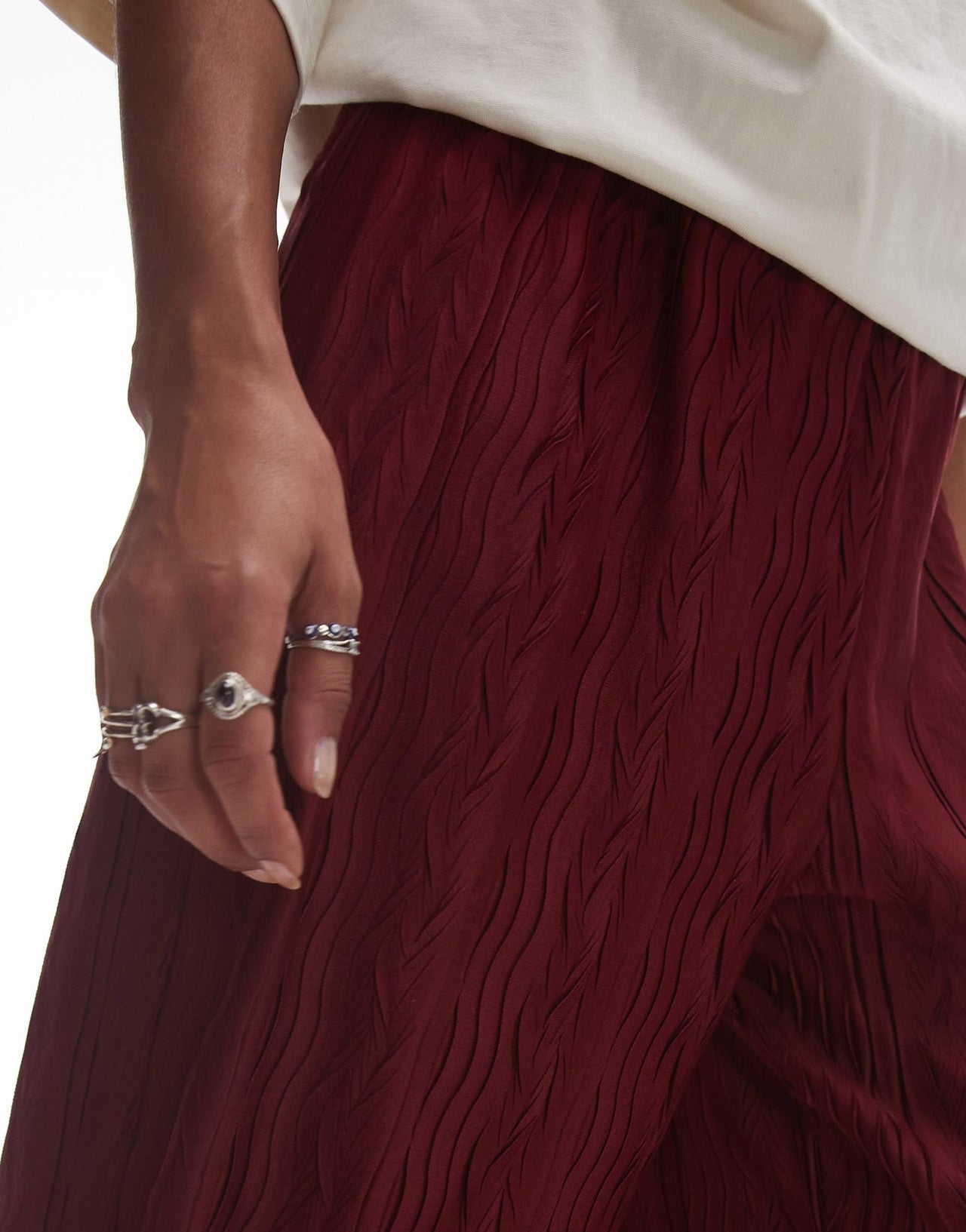 Topshop crinkle plisse wide leg trouser in burgundy - ASOS Sample Sale
