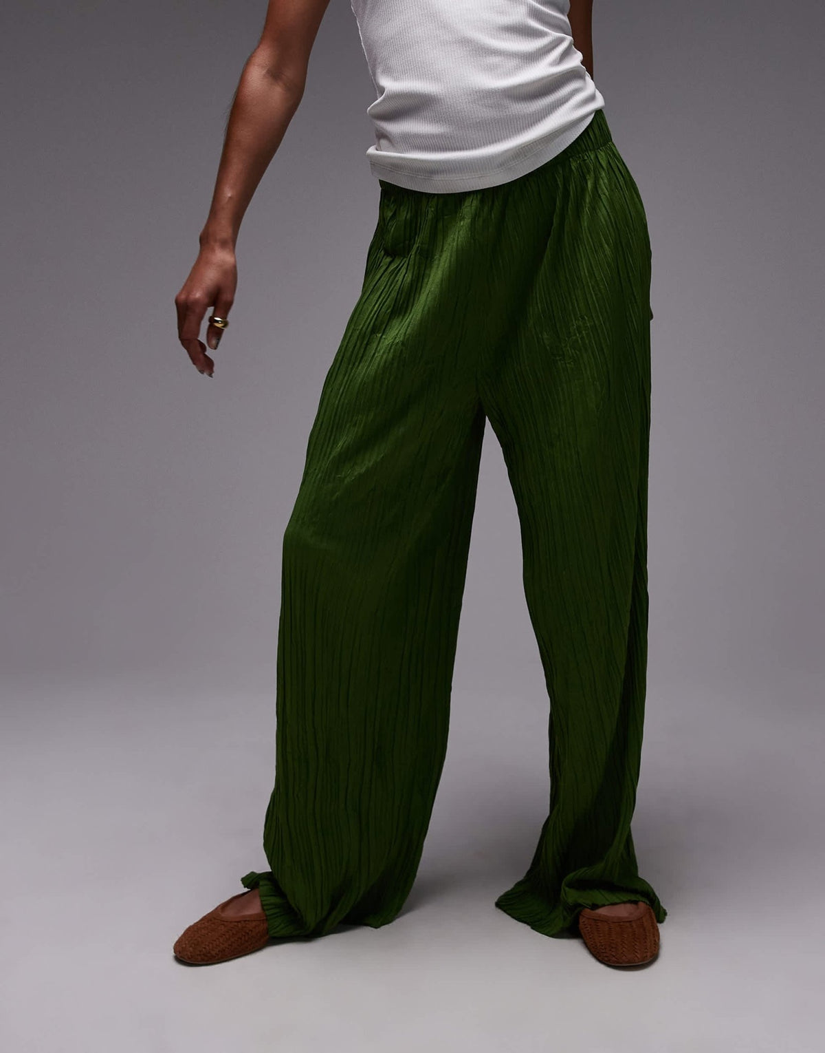 Topshop crinkle wide leg trousers in olive green - ASOS Sample Sale