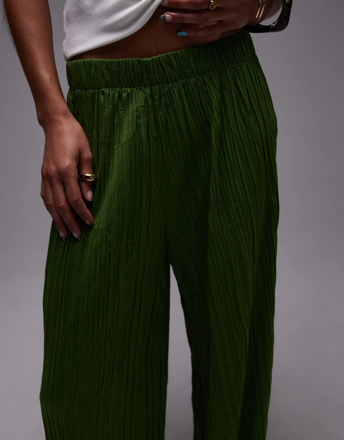 Topshop crinkle wide leg trousers in olive green - ASOS Sample Sale
